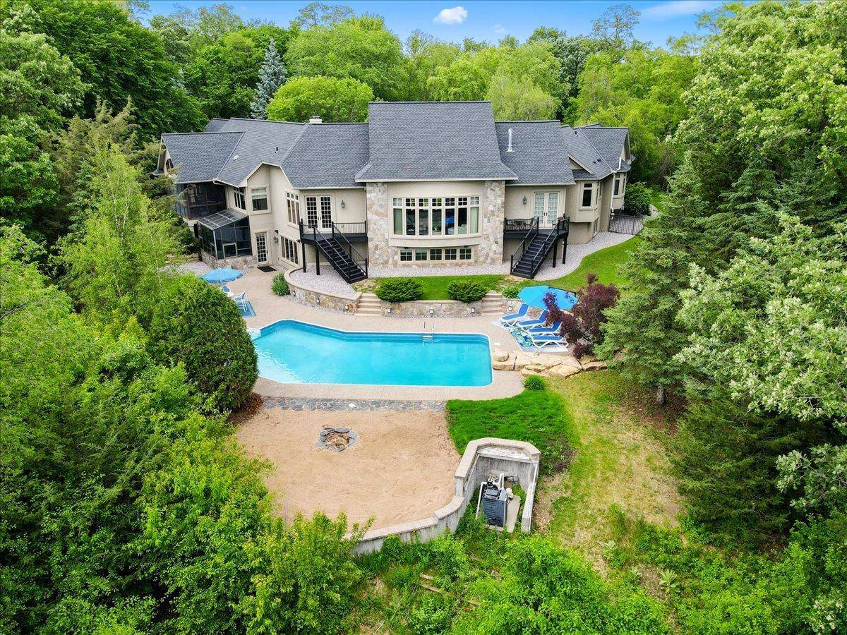 15270 Painters Lane CIR N, Stillwater, MN 55082