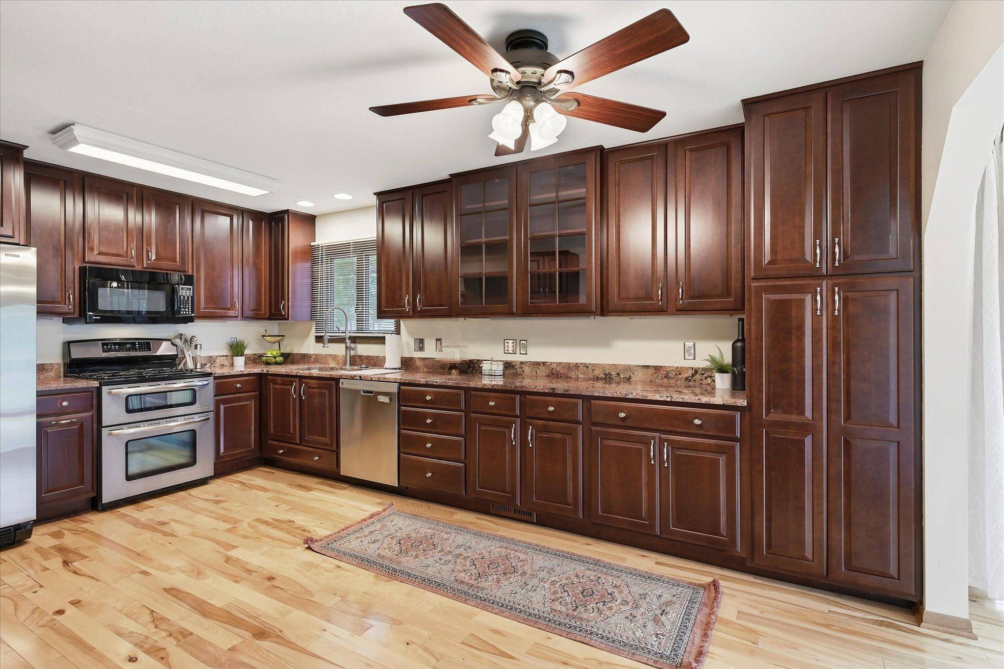 7160 Imperial AVE S, Cottage Grove, MN 55016