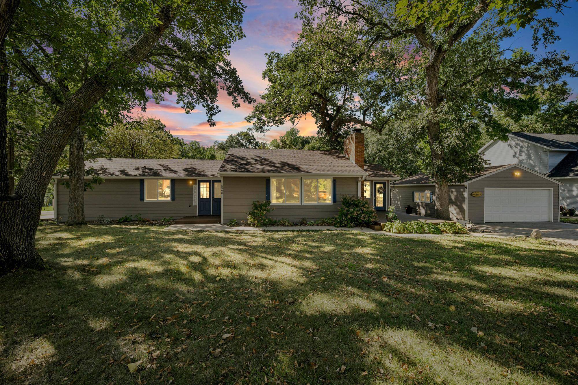 5590 108th AVE, Clear Lake, MN 55319