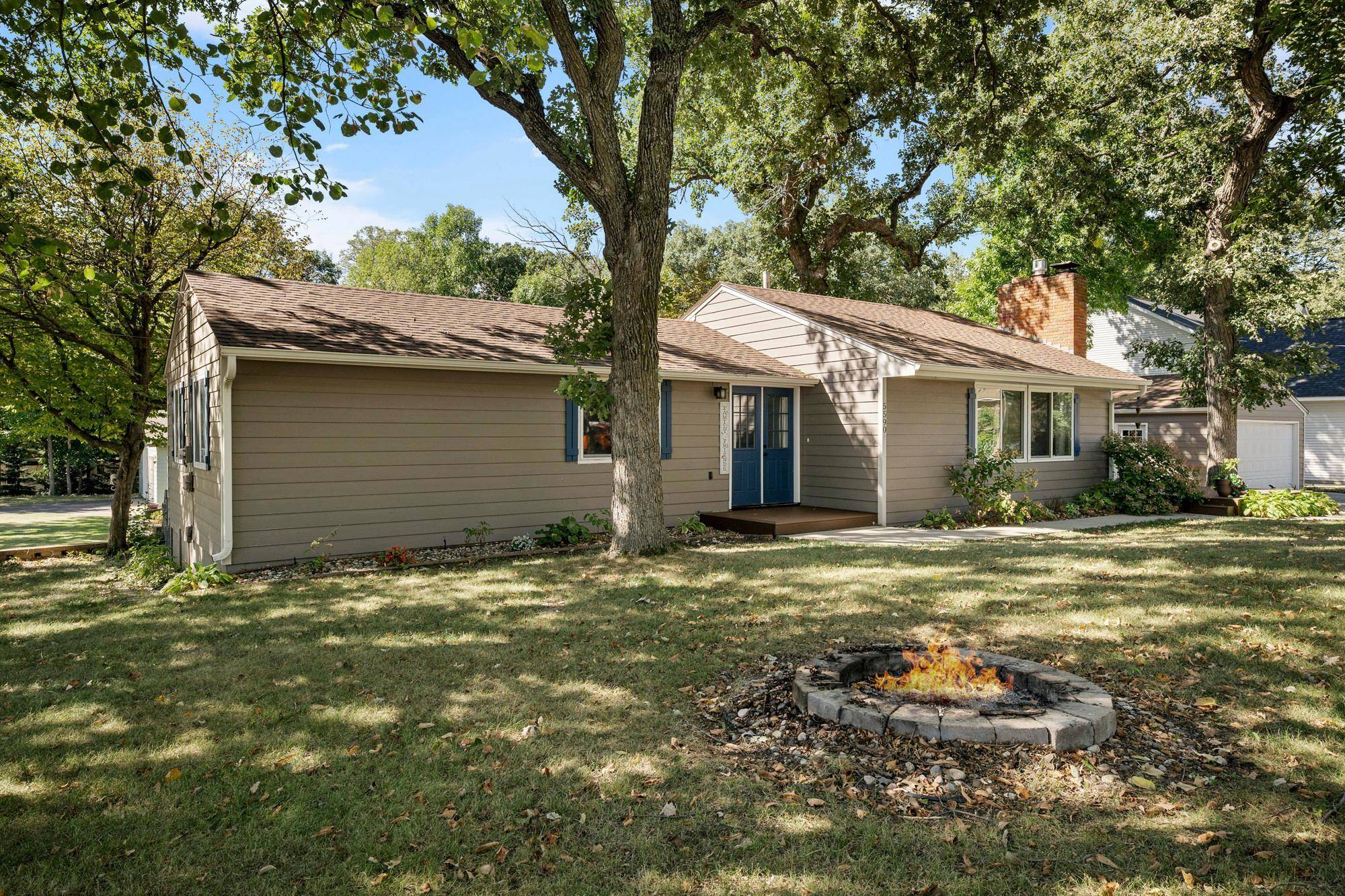 5590 108th AVE, Clear Lake, MN 55319