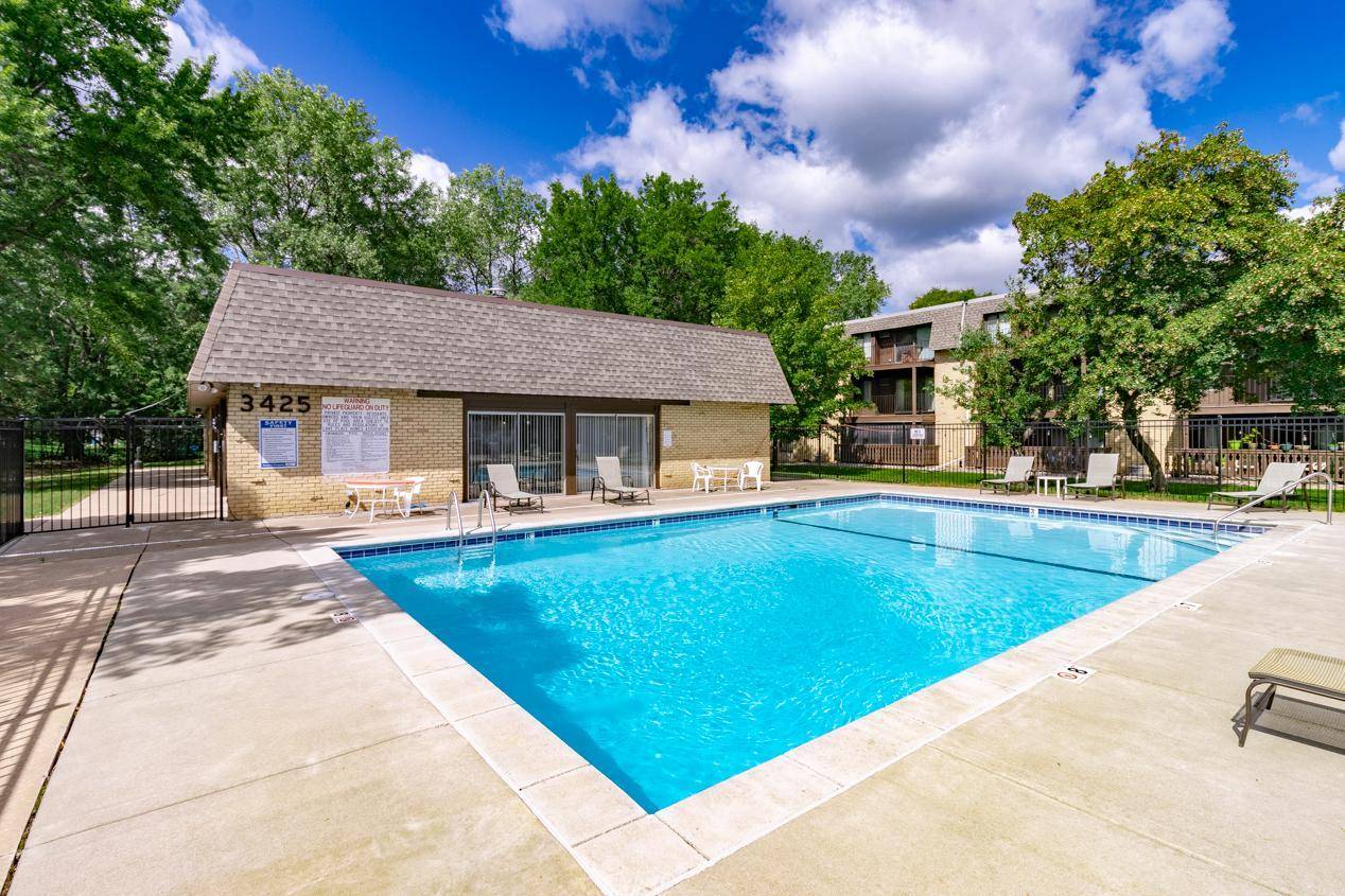 3421 Kent ST #407, Shoreview, MN 55126