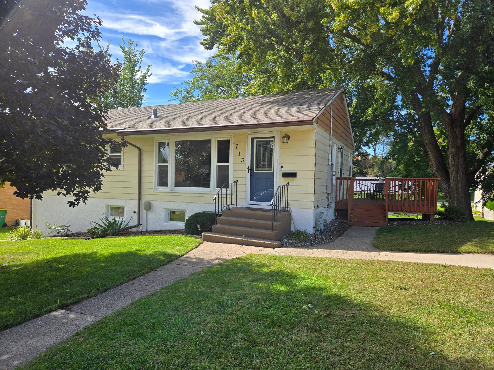 713 Cedar AVE, Albert Lea, MN 56007