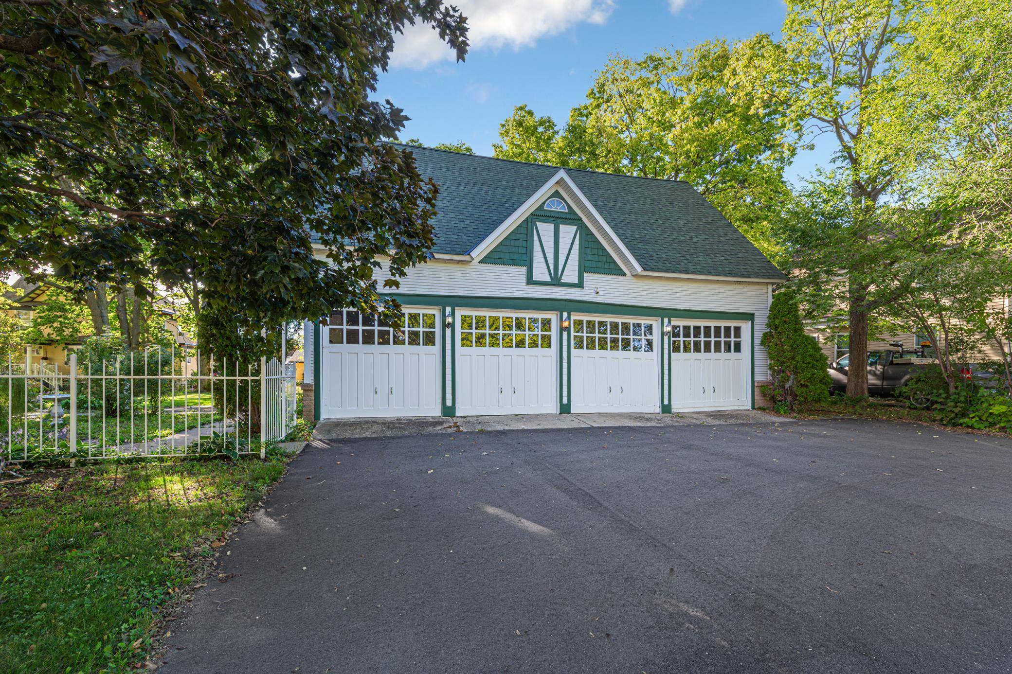 504 7th ST NW, Faribault, MN 55021