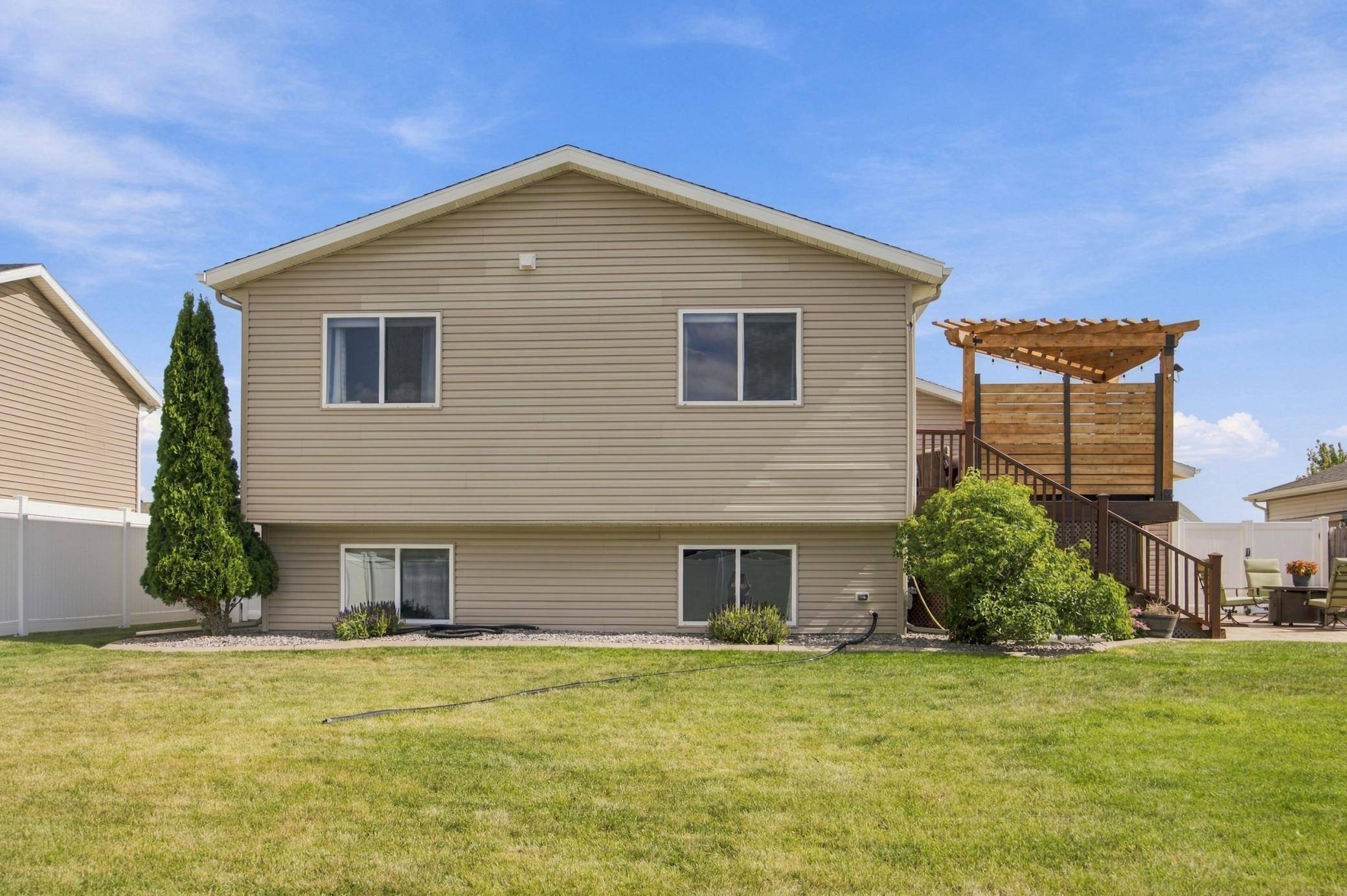 4422 10th ST W, West Fargo, ND 58078