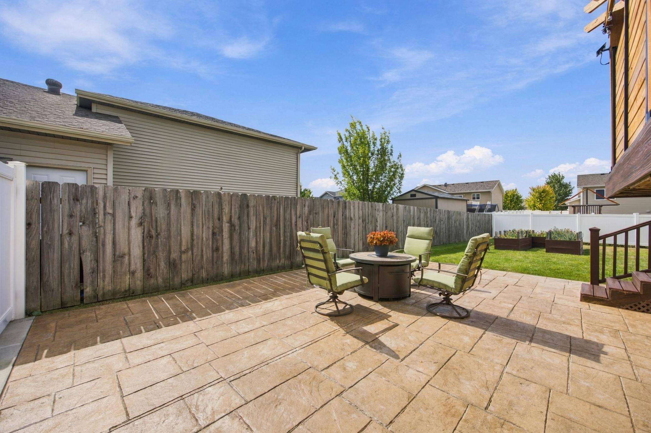 4422 10th ST W, West Fargo, ND 58078