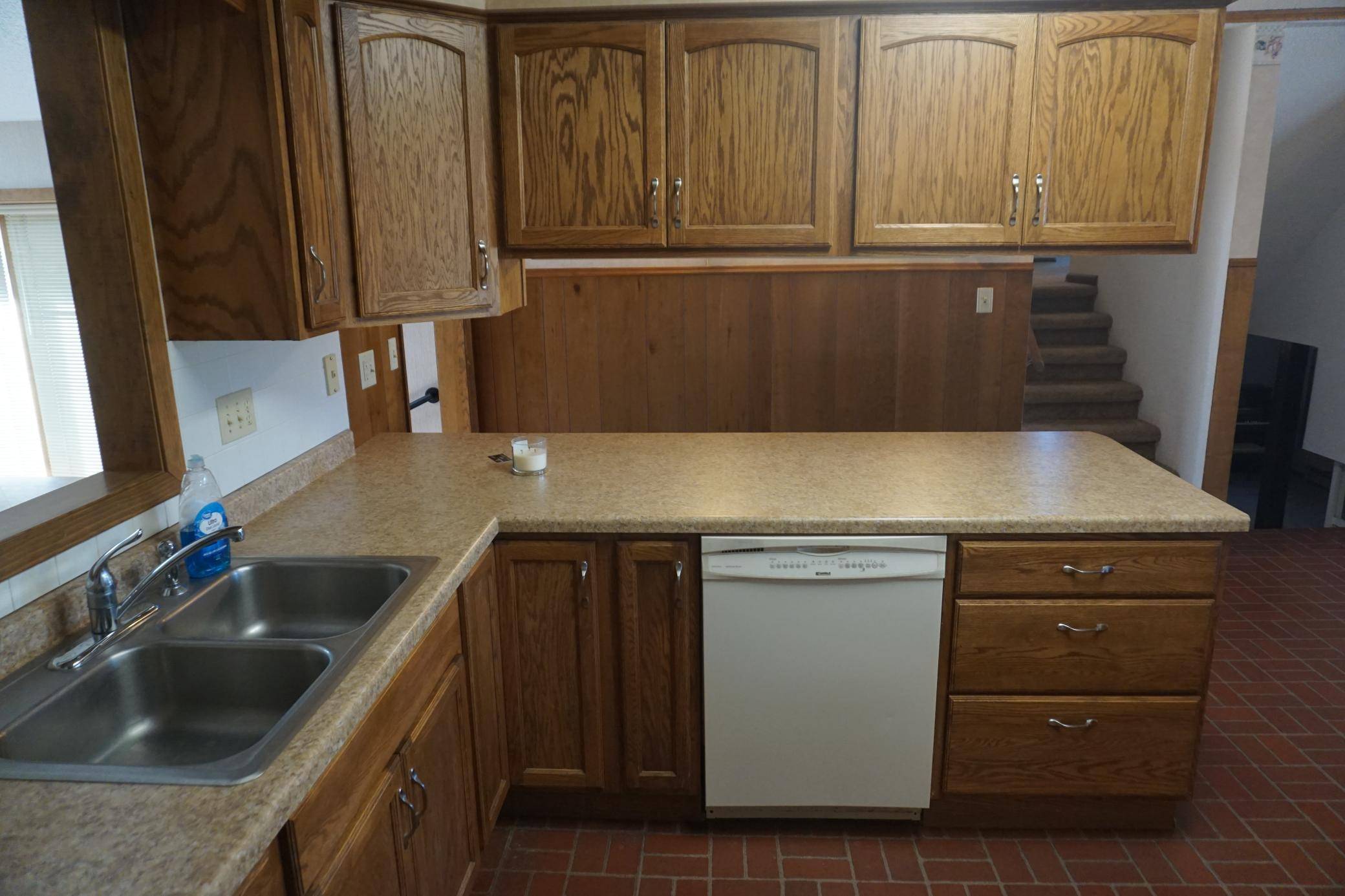 504 11th ST N, Breckenridge, MN 56520
