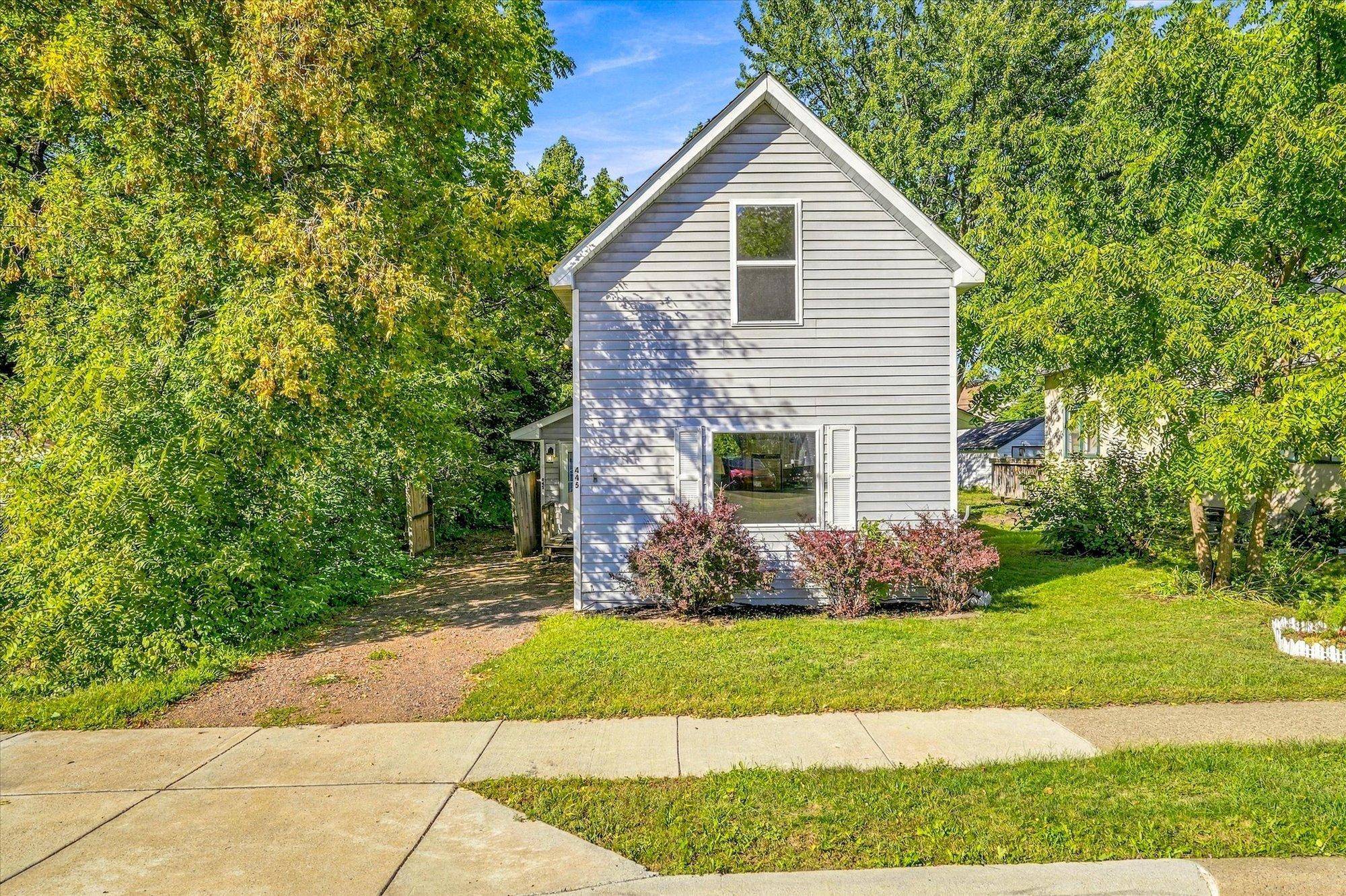 445 W 3rd ST, Rush City, MN 55069