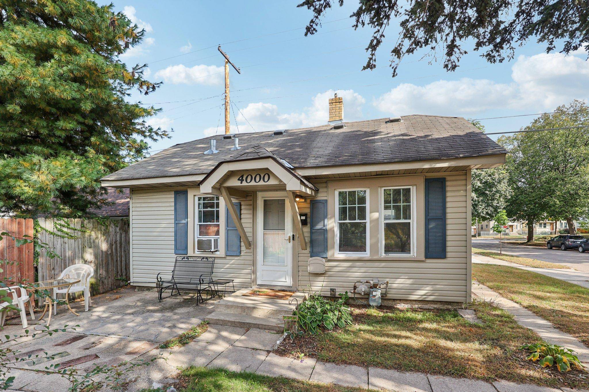 4000 Sheridan AVE N, Minneapolis, MN 55412