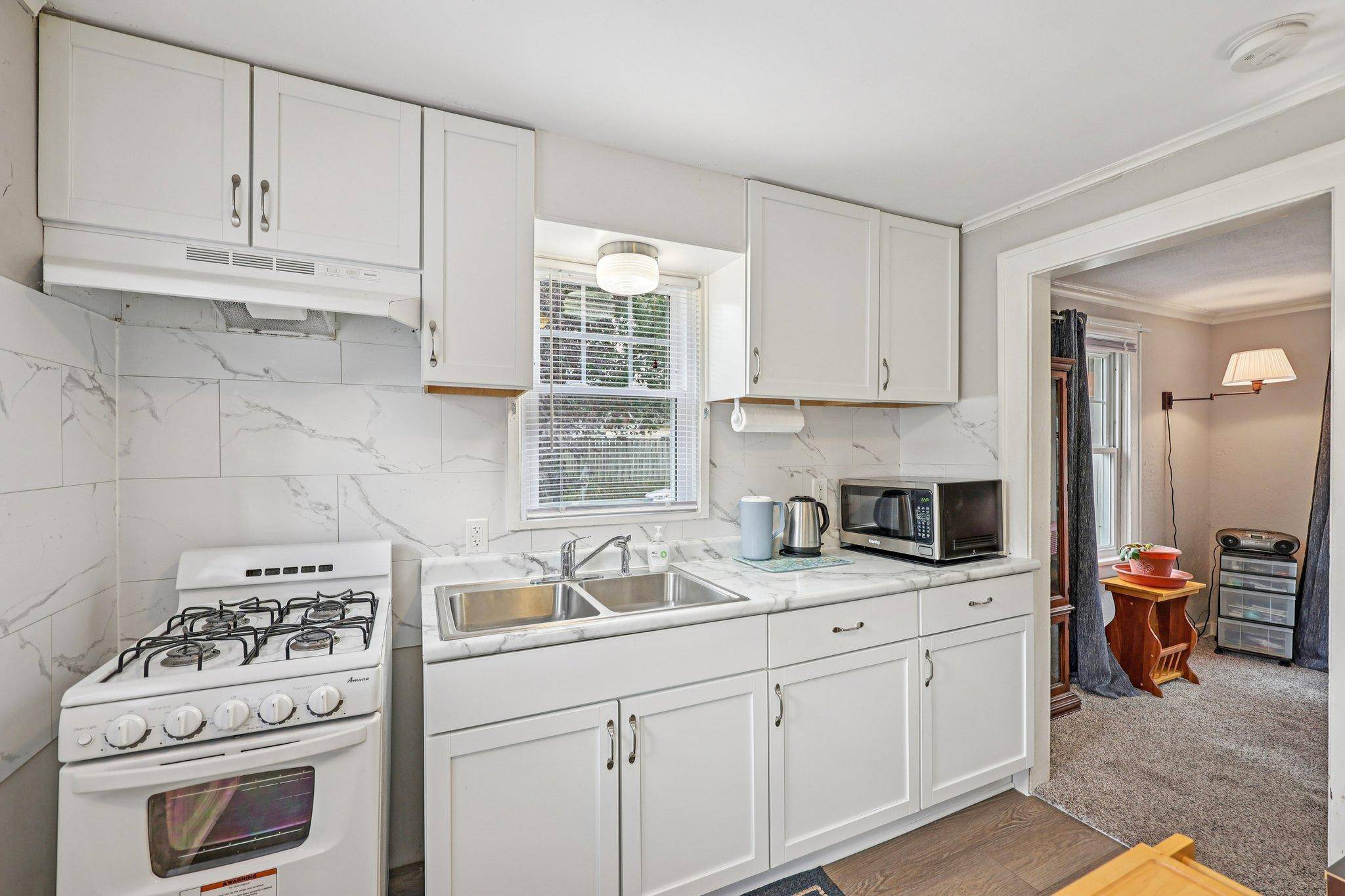 4000 Sheridan AVE N, Minneapolis, MN 55412