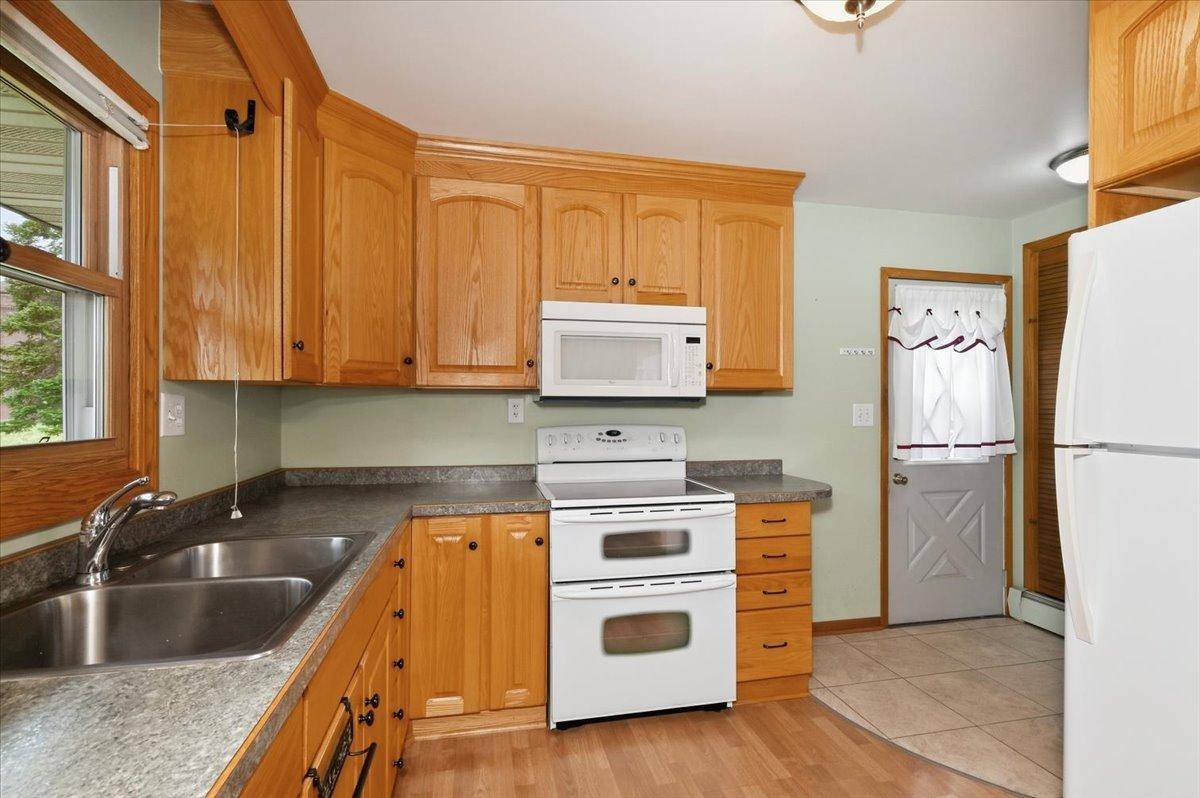4331 E 3rd ST, Superior, WI 54880