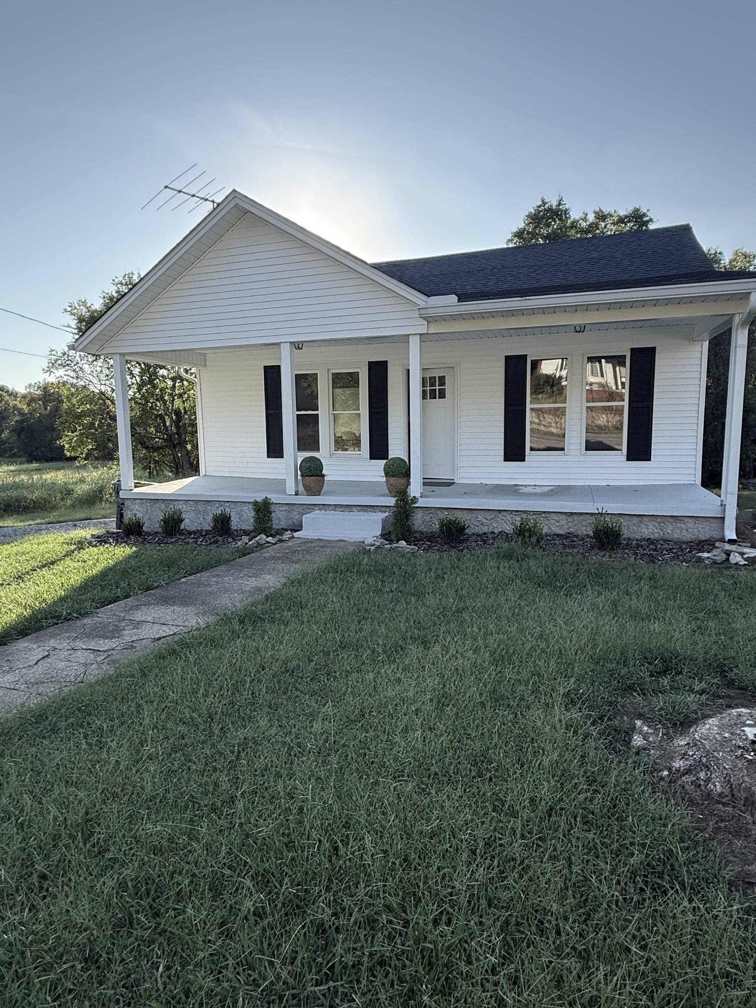 303 Broadway, Hartsville, TN 37074