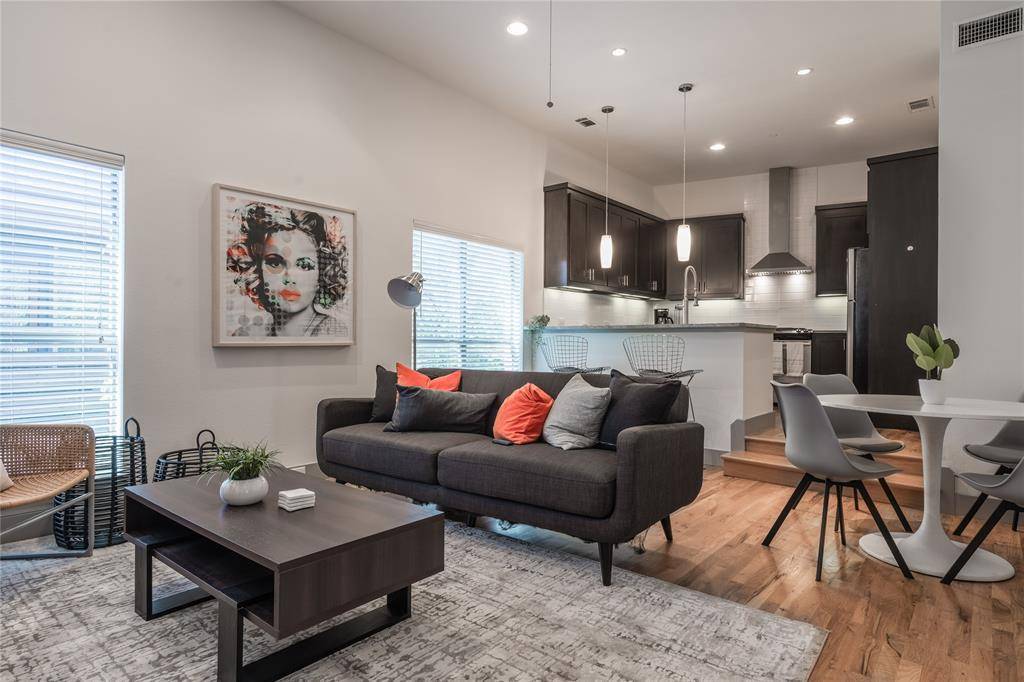 5017 Manett Street #106, Dallas, TX 75206