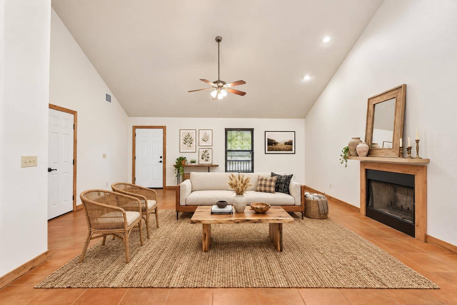 2141 S Rainbow Ranch RD, Wimberley, TX 78676