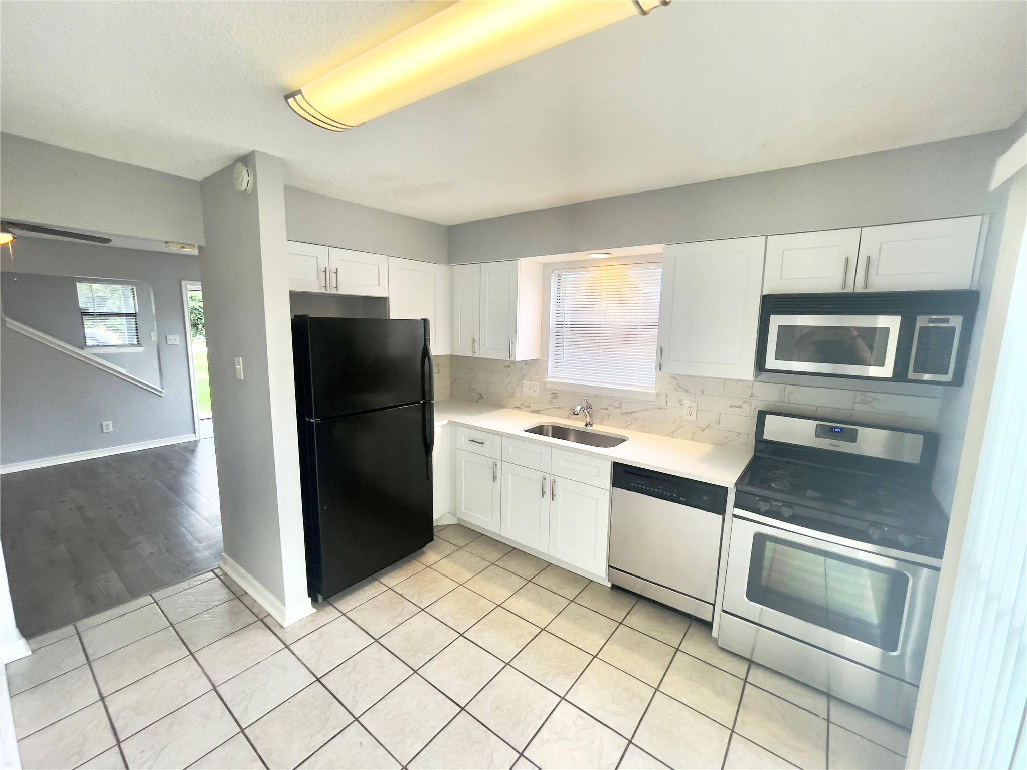 2001 Kenneth Ave #A, Austin, TX 78741