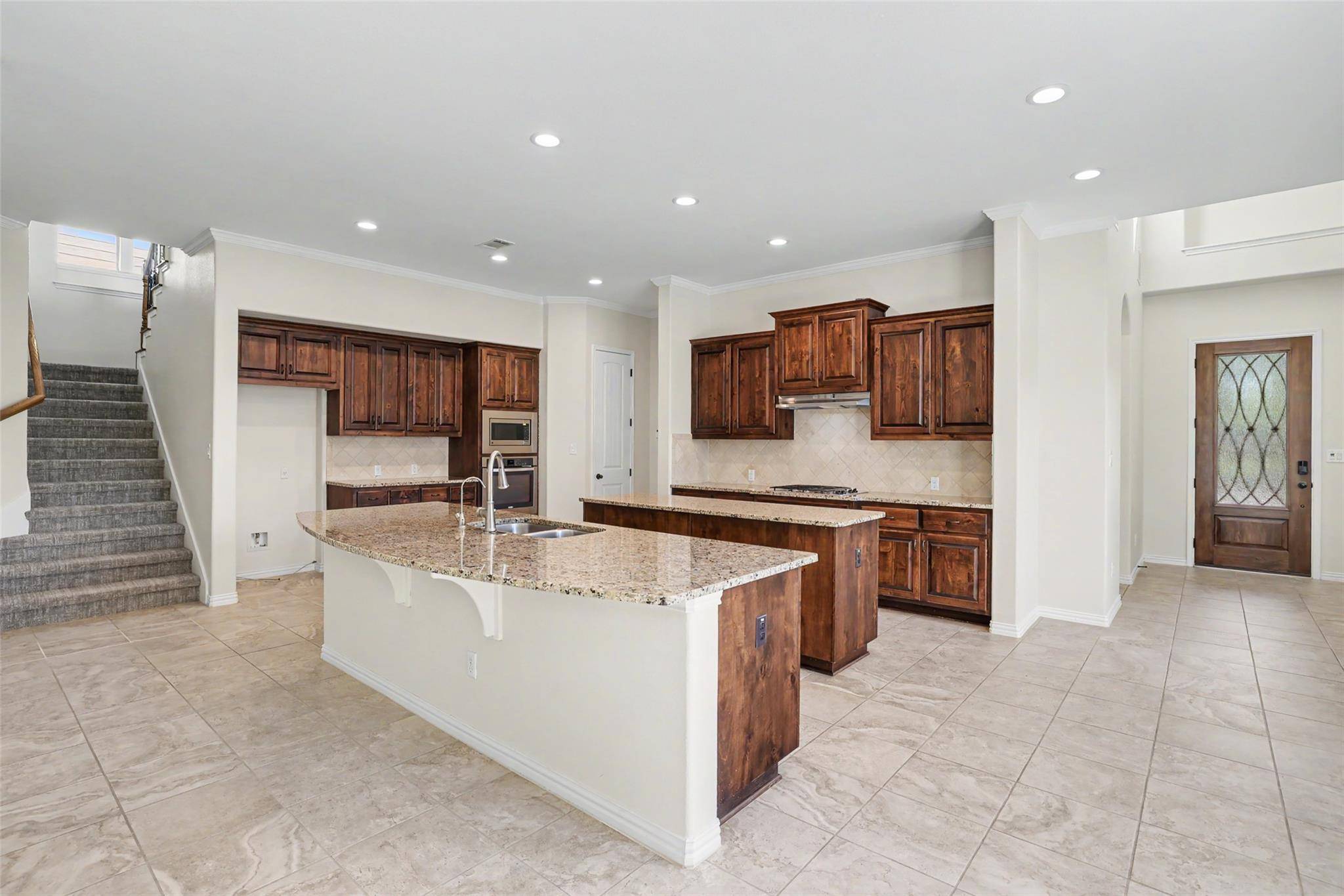 1020 Winding Way DR, Georgetown, TX 78628