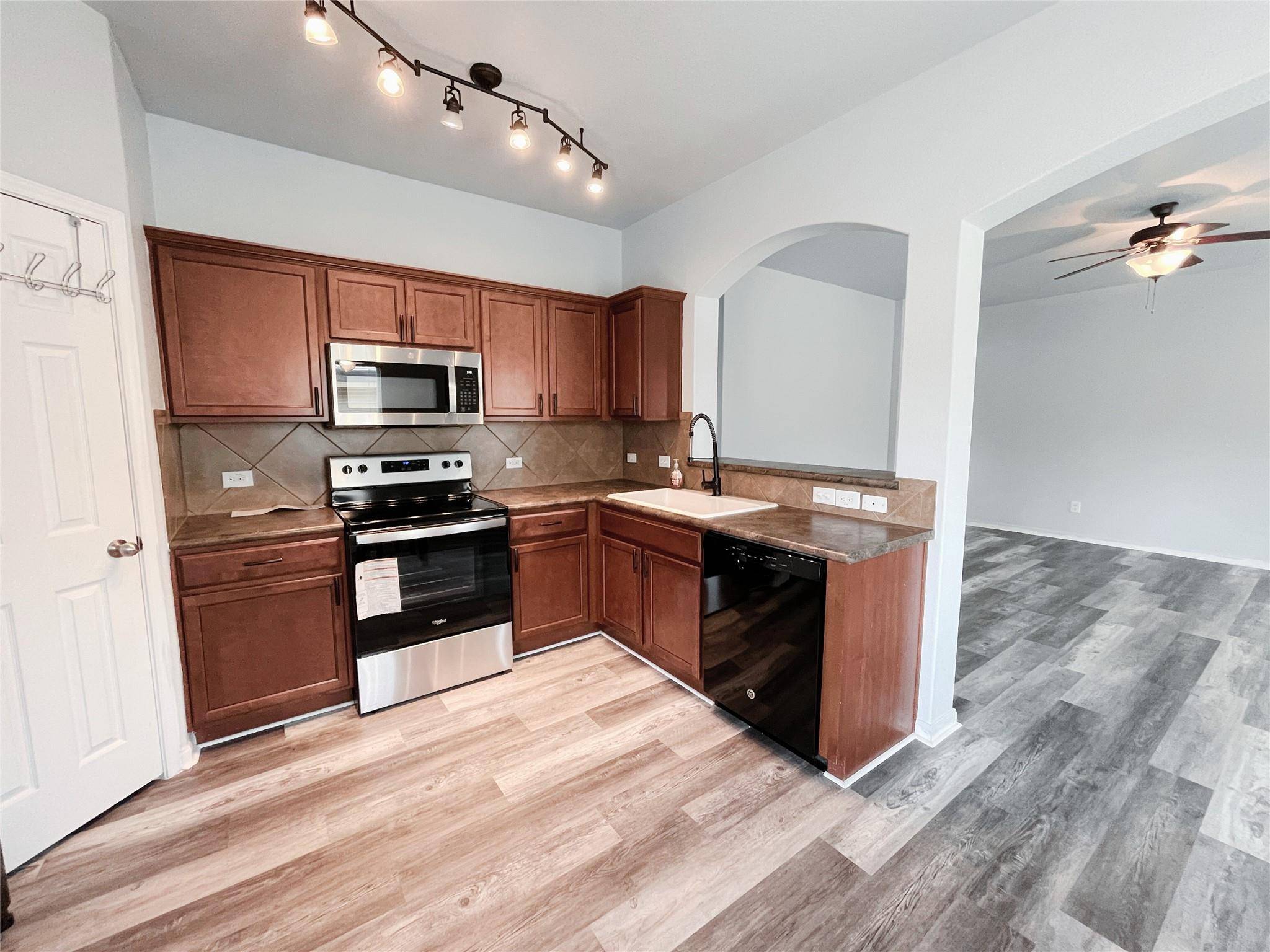 179 Valero DR, San Marcos, TX 78666