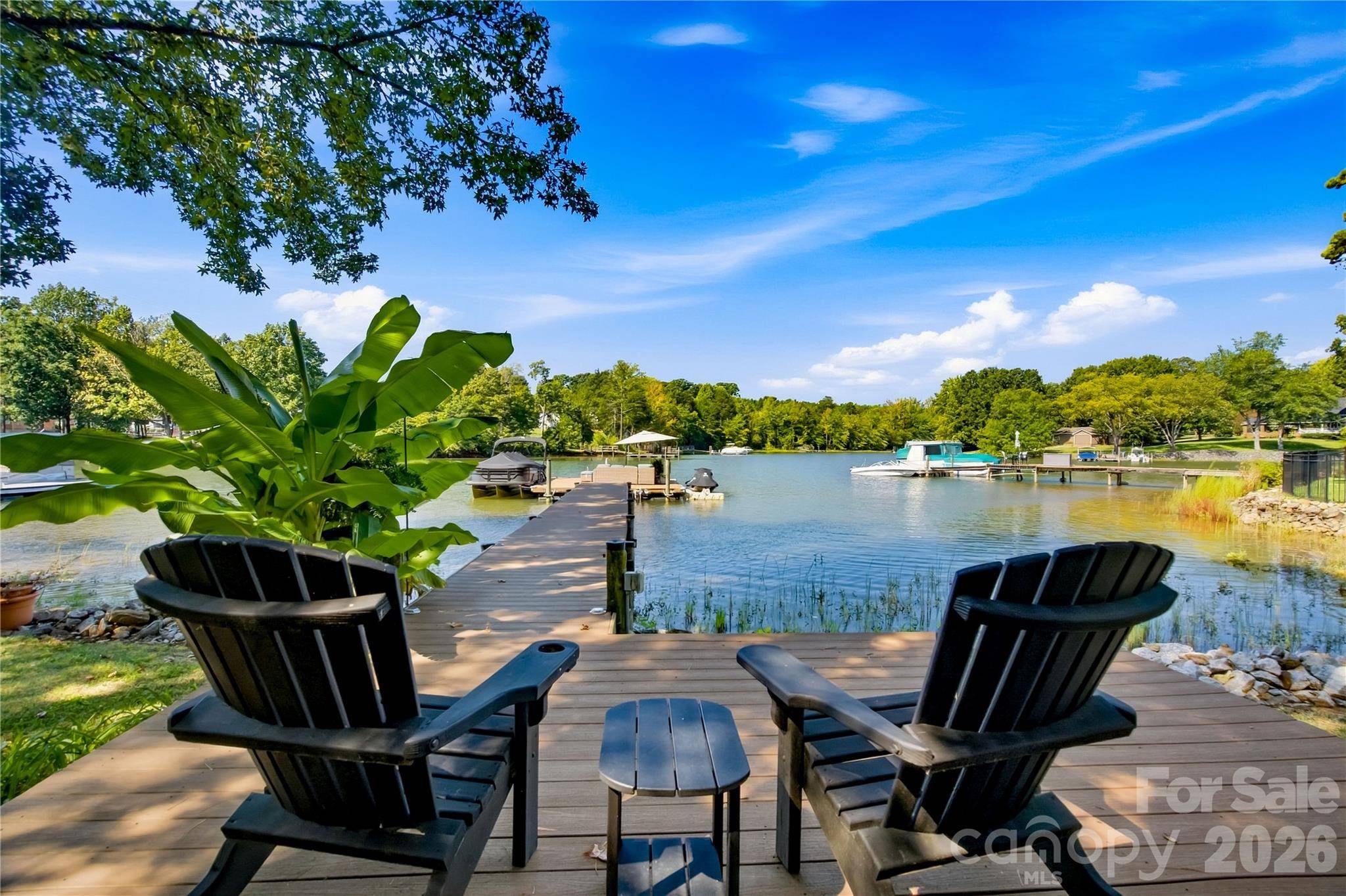 8172 Malibu Pointe LN, Denver, NC 28037