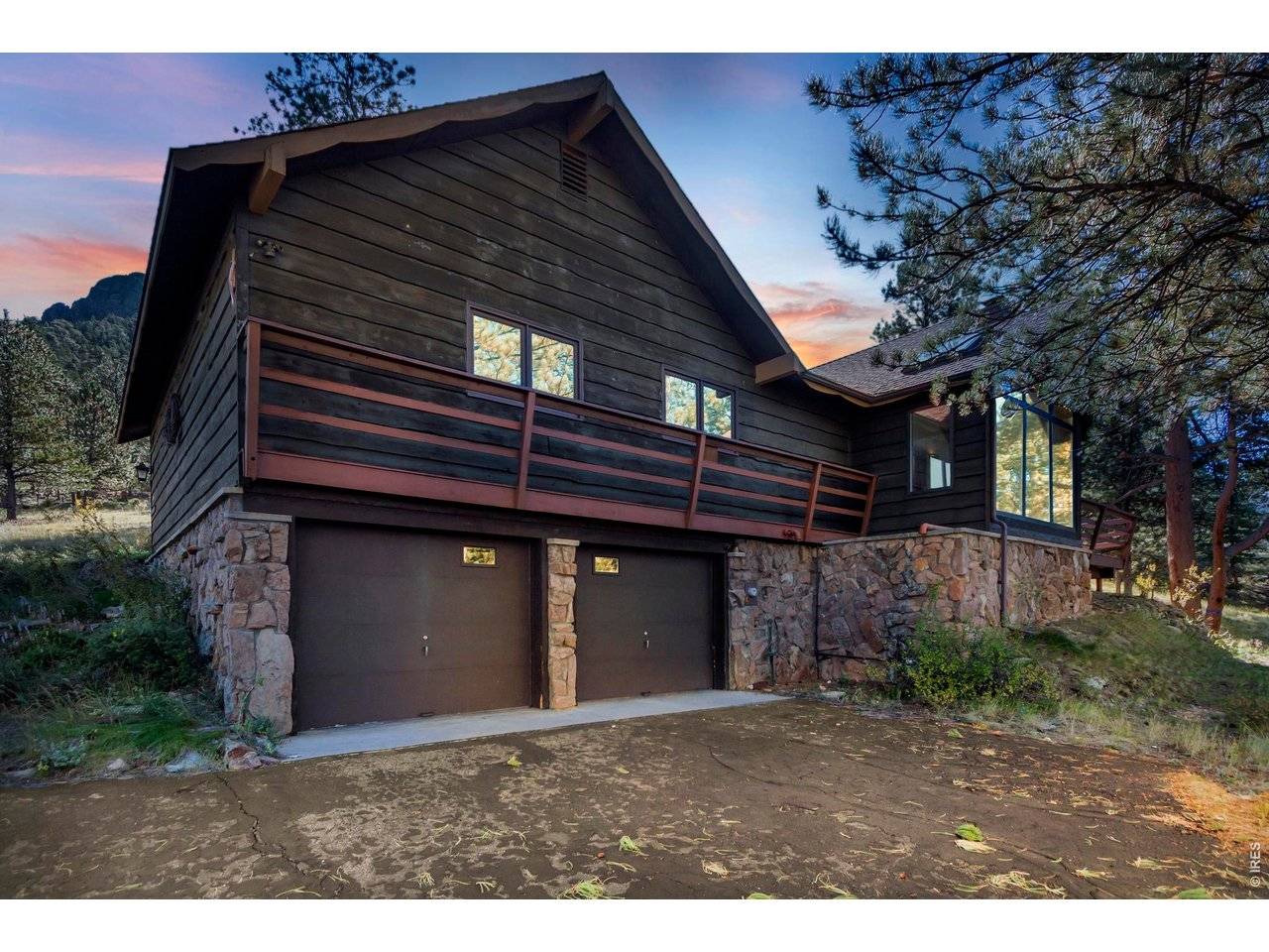 1996 Uplands, Estes Park, CO 80517