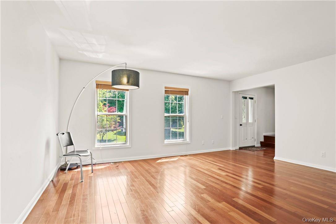64 Greenvale CIR, White Plains, NY 10607