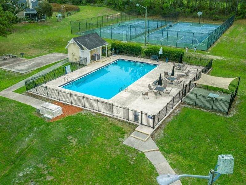 8620 NW 35TH RD, Gainesville, FL 32606