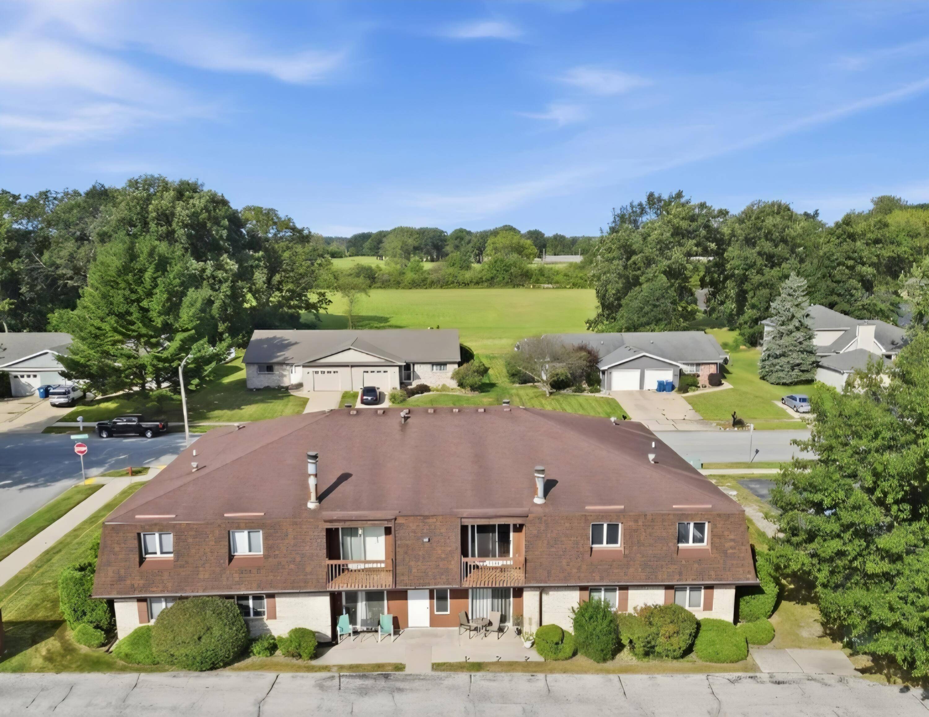 2539 Harvest Drive, Schererville, IN 46375