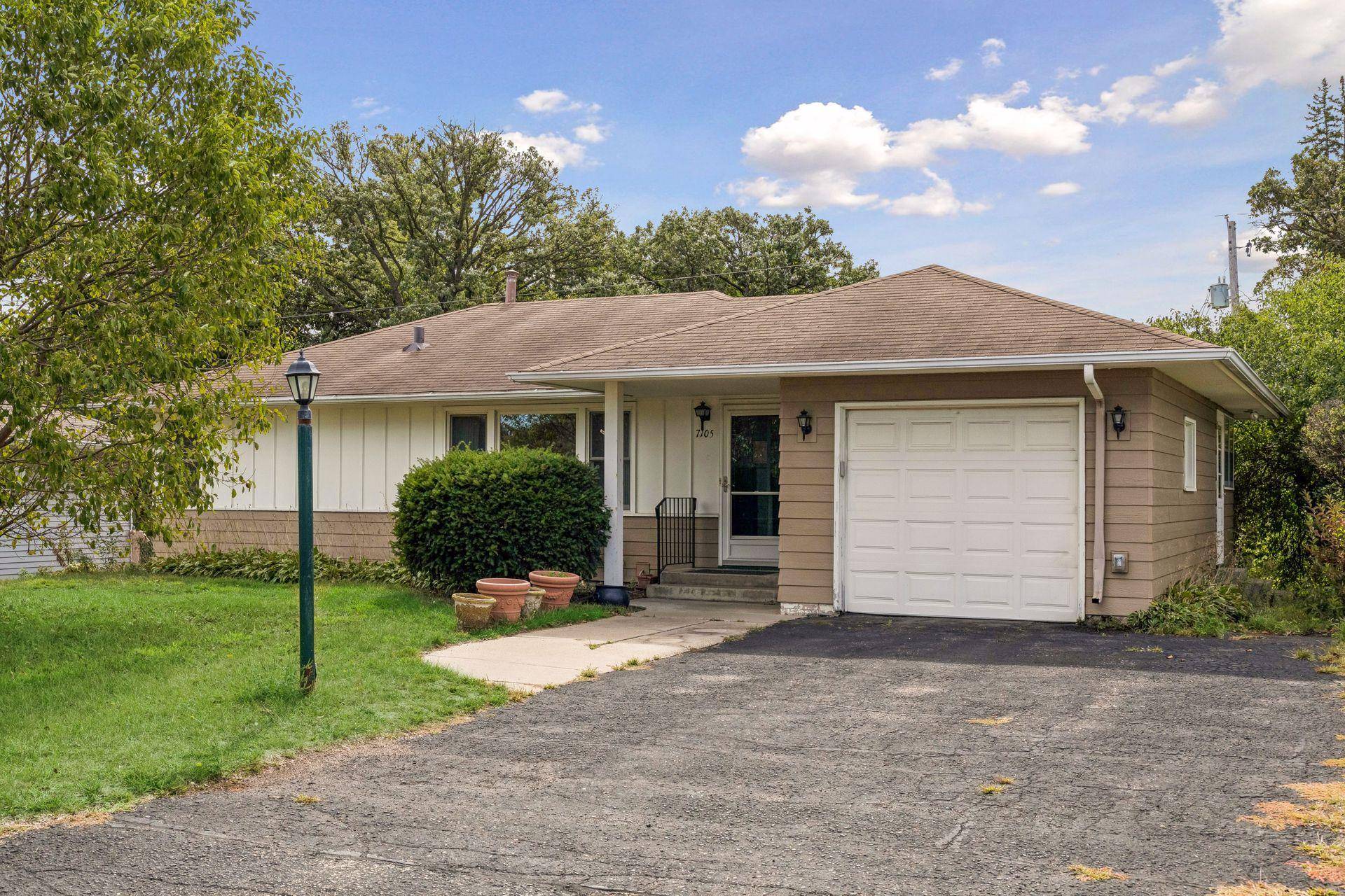 7105 W 23rd ST, Saint Louis Park, MN 55426