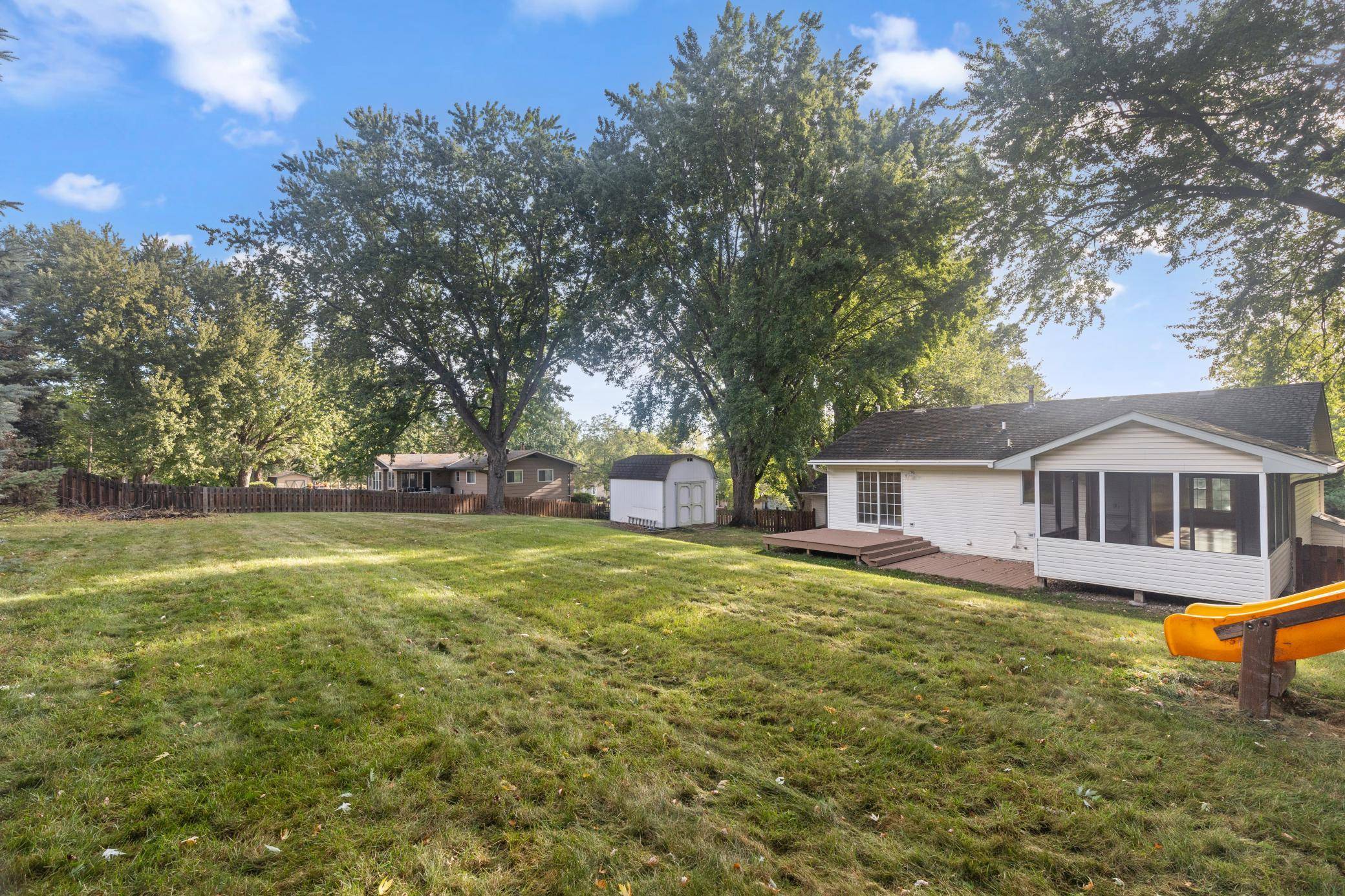 2975 Egan AVE, Eagan, MN 55121