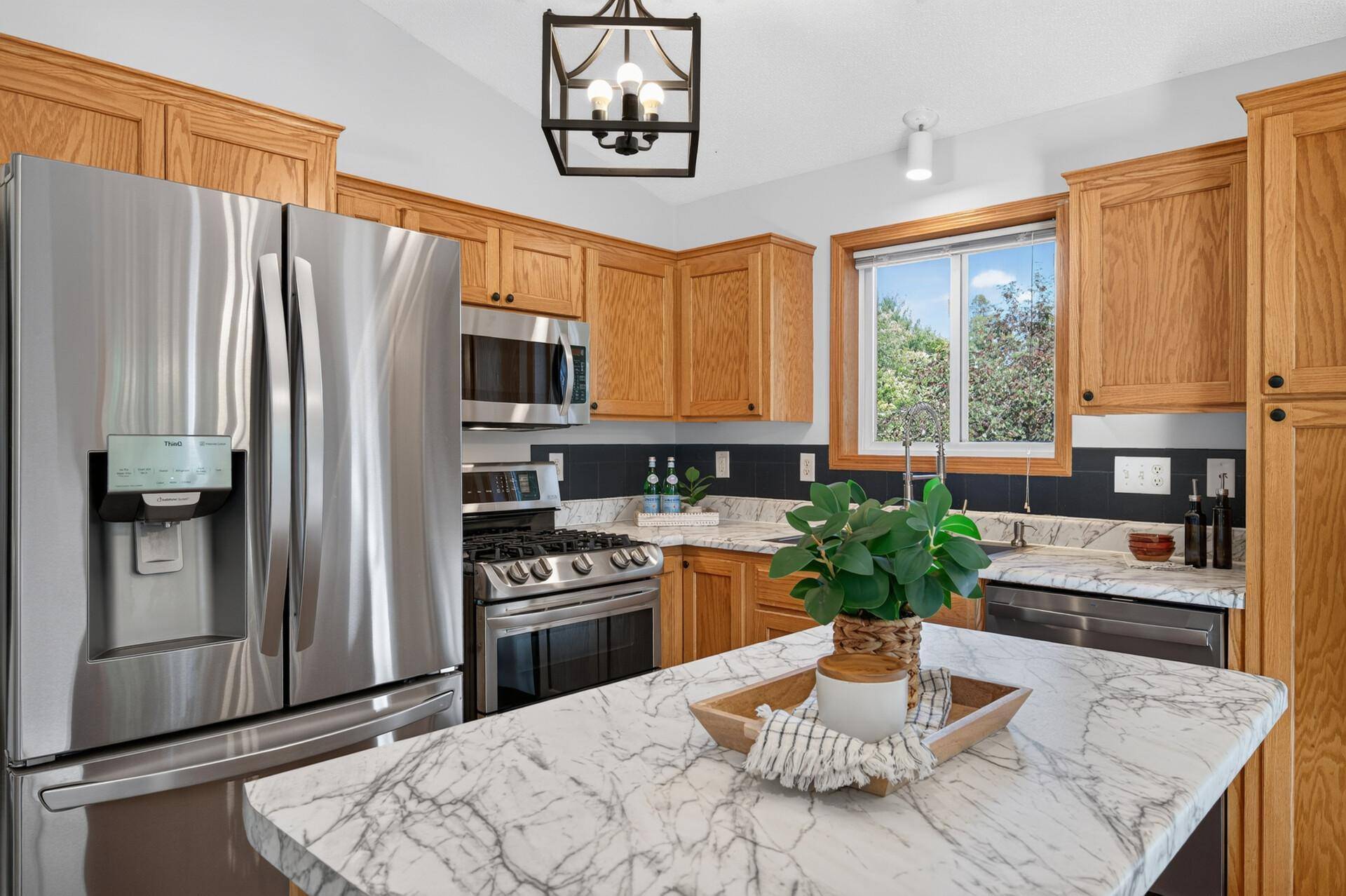 483 Maple ST, Taylors Falls, MN 55084