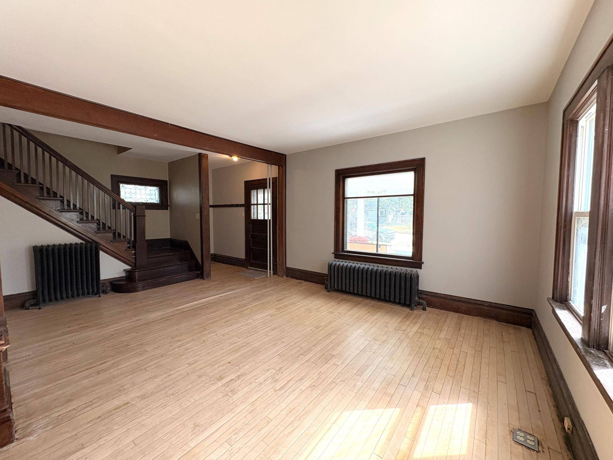 717 S 9th ST, Montevideo, MN 56265