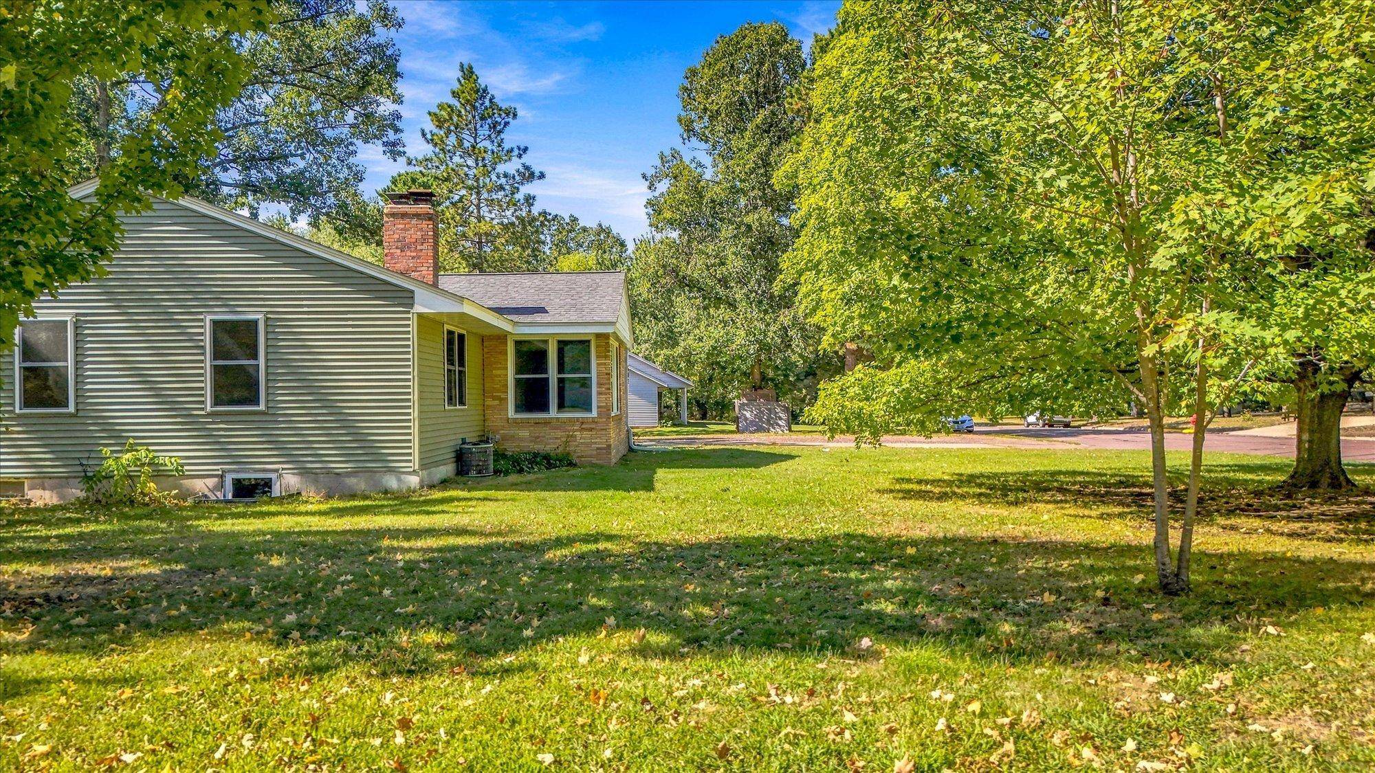 607 Fair AVE W, Mora, MN 55051