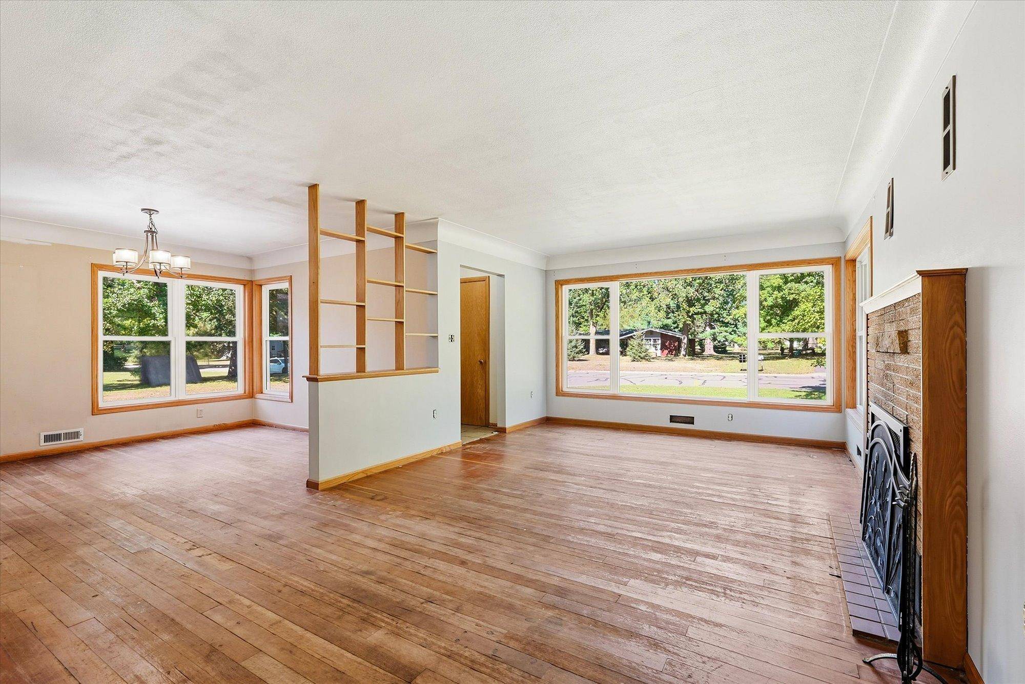 607 Fair AVE W, Mora, MN 55051
