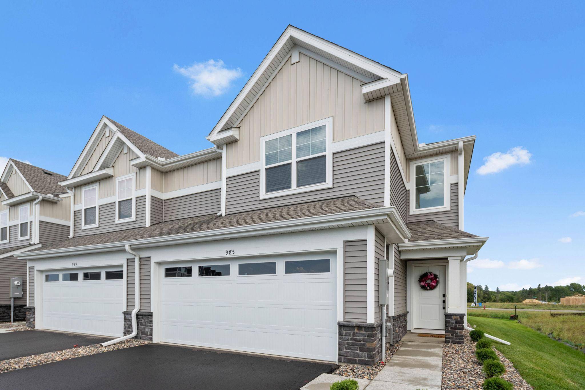 985 Annagaire Curv, Rosemount, MN 55068