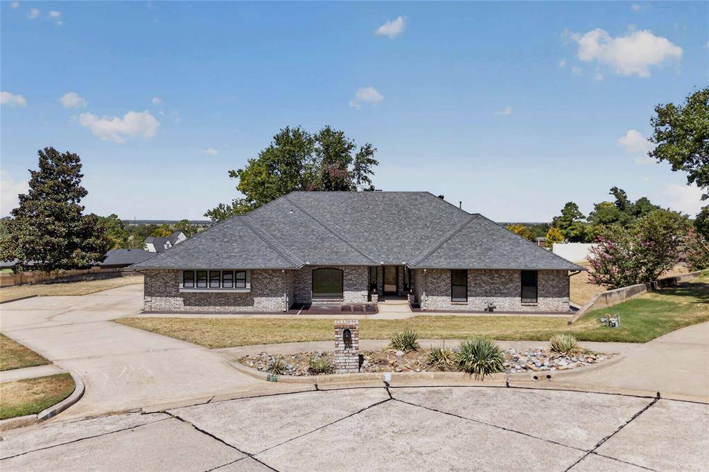 6 Pebble Creek RD, Norman, OK 73072