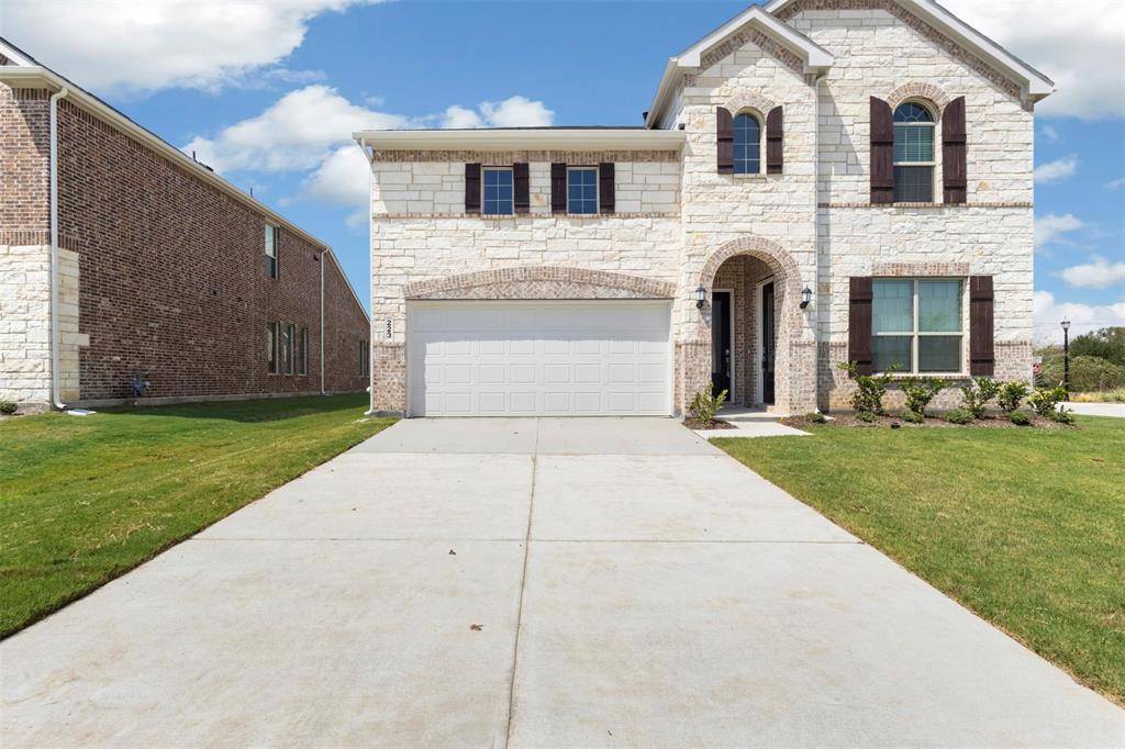 223 loving Trail, Justin, TX 76247