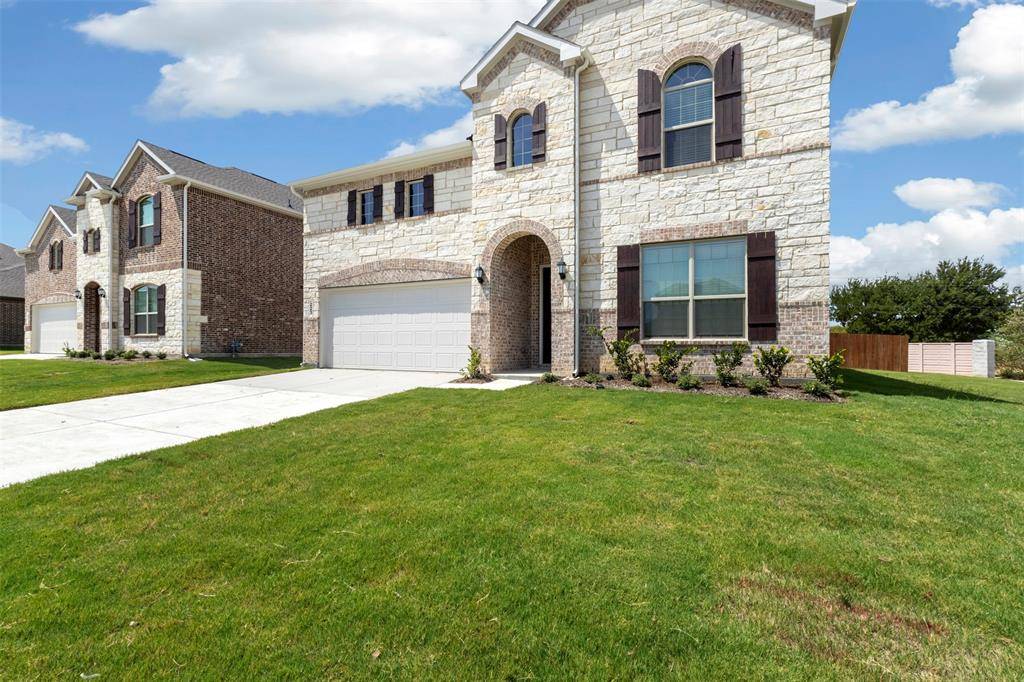 223 loving Trail, Justin, TX 76247