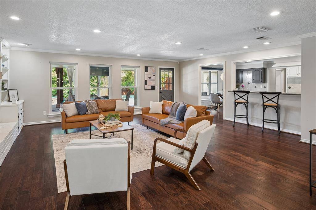 2705 Prairie Creek Court, Plano, TX 75075