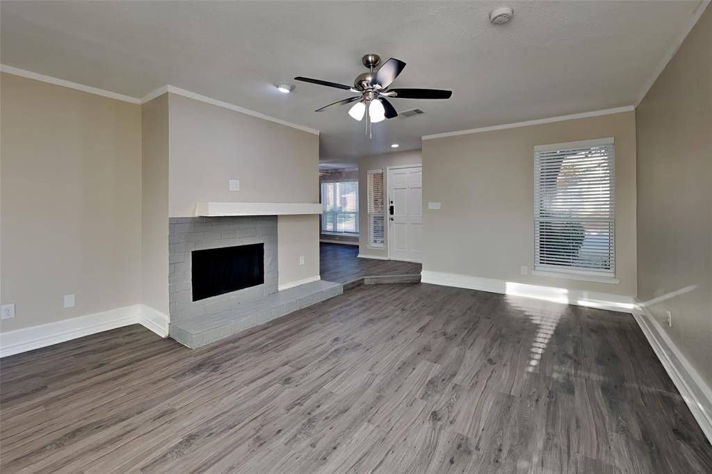 2924 Peninsula Way, Carrollton, TX 75007