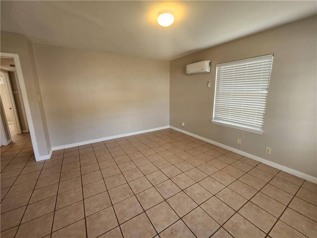 607 NELRAY B BLVD #B, Austin, TX 78751