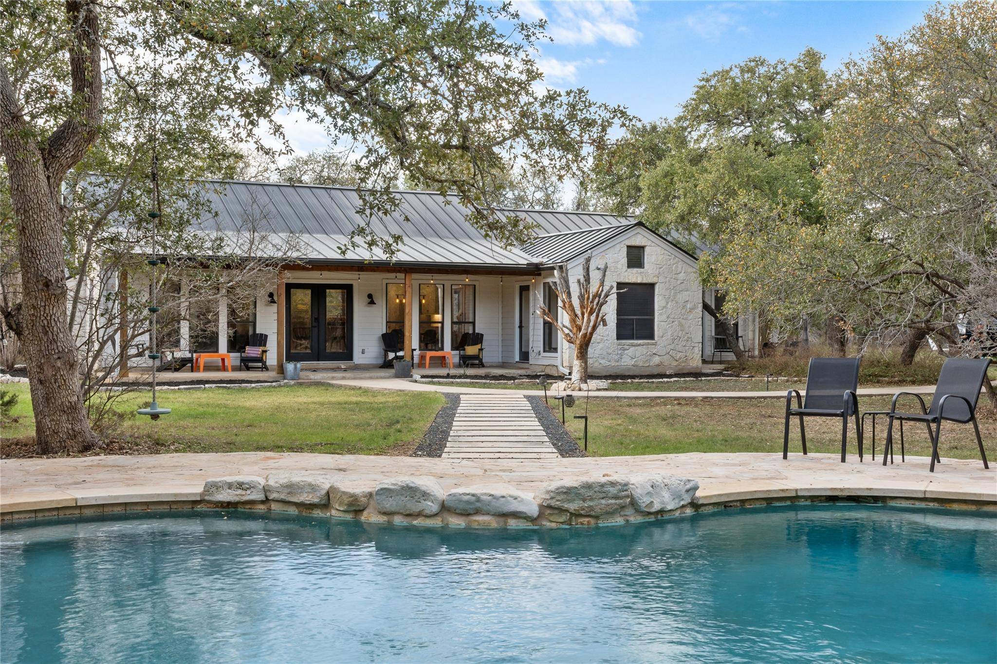 2300 A River RD, Wimberley, TX 78676