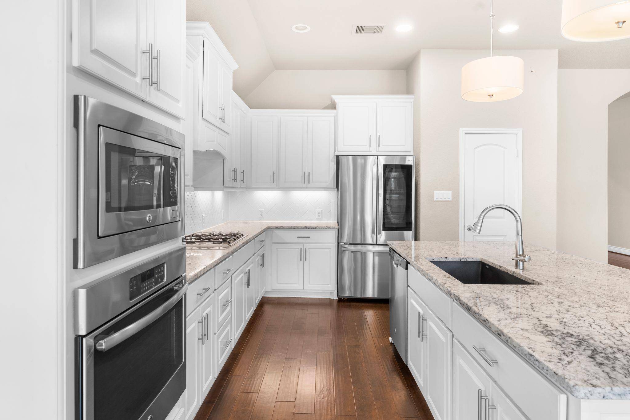 621 Judge Fisk DR, Leander, TX 78641