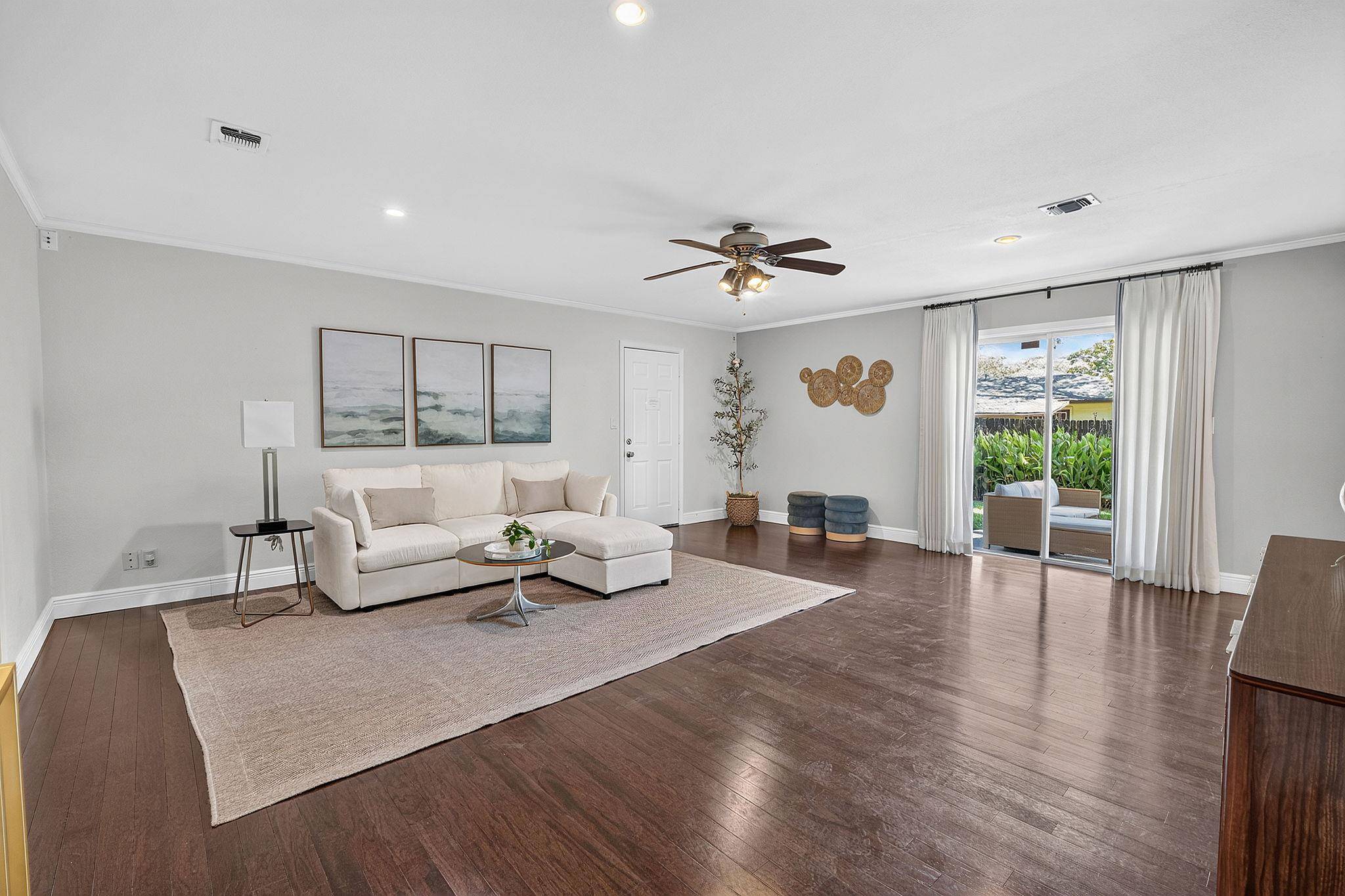 2114 Lanier DR, Austin, TX 78757