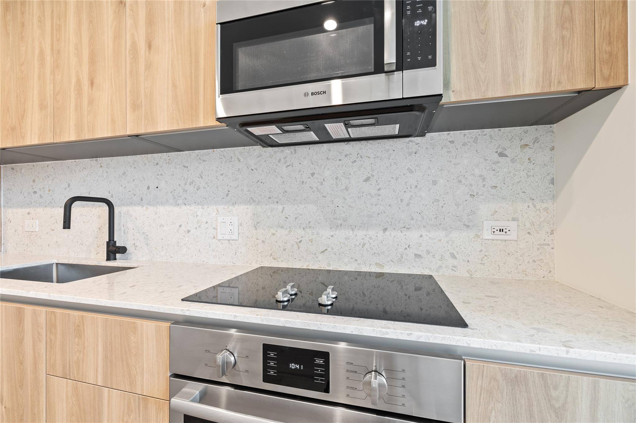 84 East Ave #2002, Austin, TX 78701