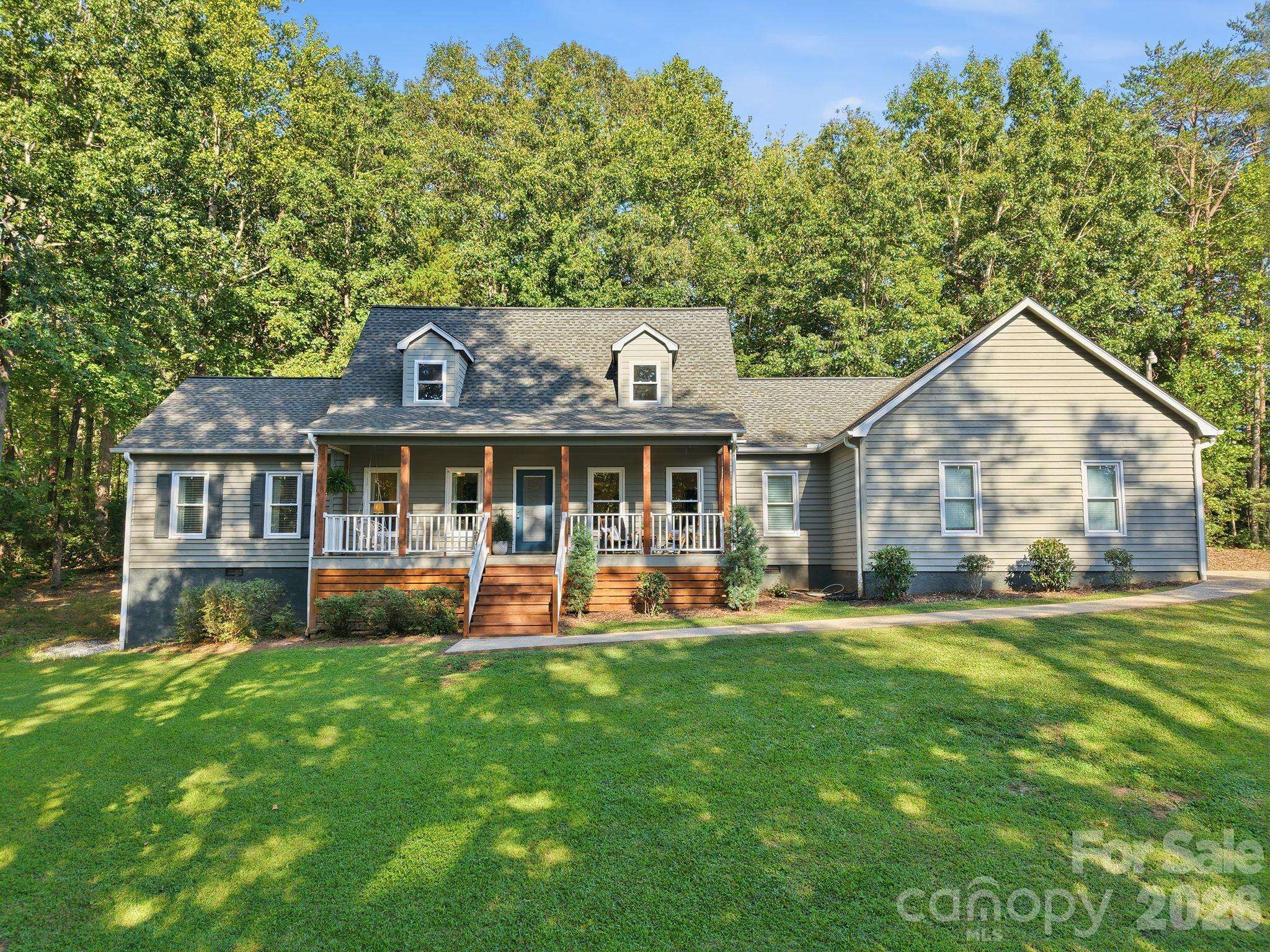 55 Brookside DR, Columbus, NC 28722