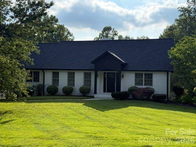 1441 Shirebourn None, Hickory, NC 28602