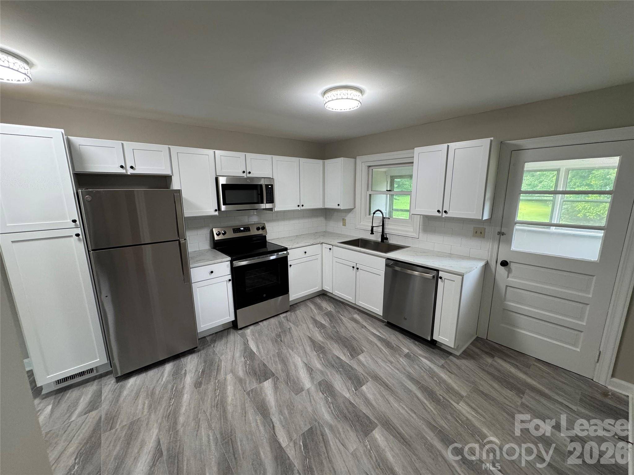2112 Stewart AVE N, Newton, NC 28658