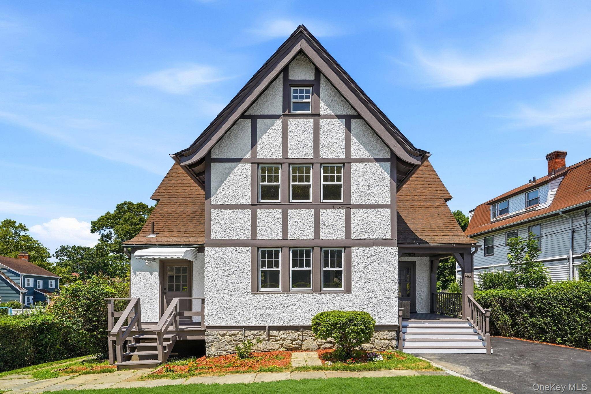 184 W Post RD, White Plains, NY 10606