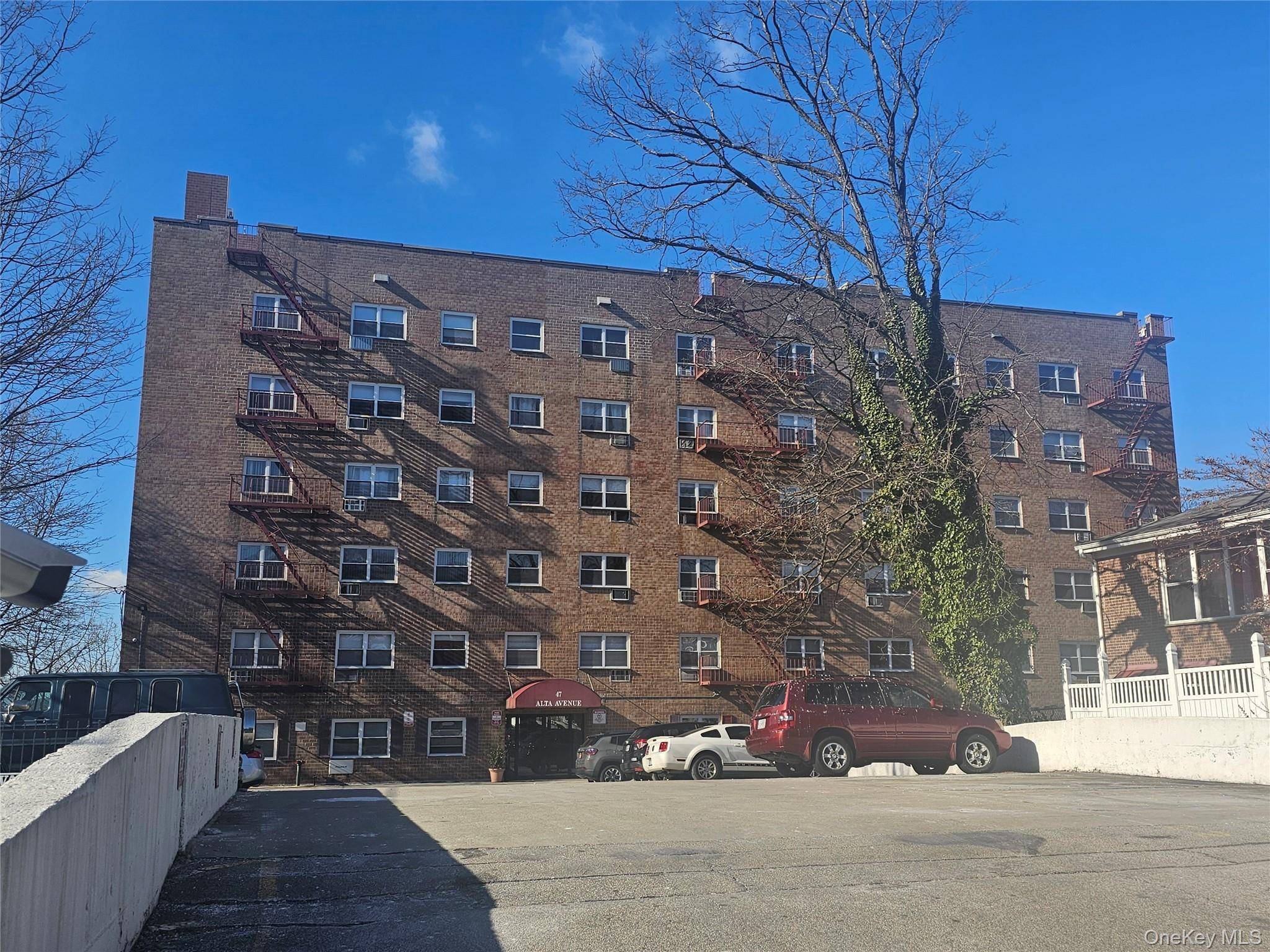 47 Alta AVE #4D, Yonkers, NY 10705