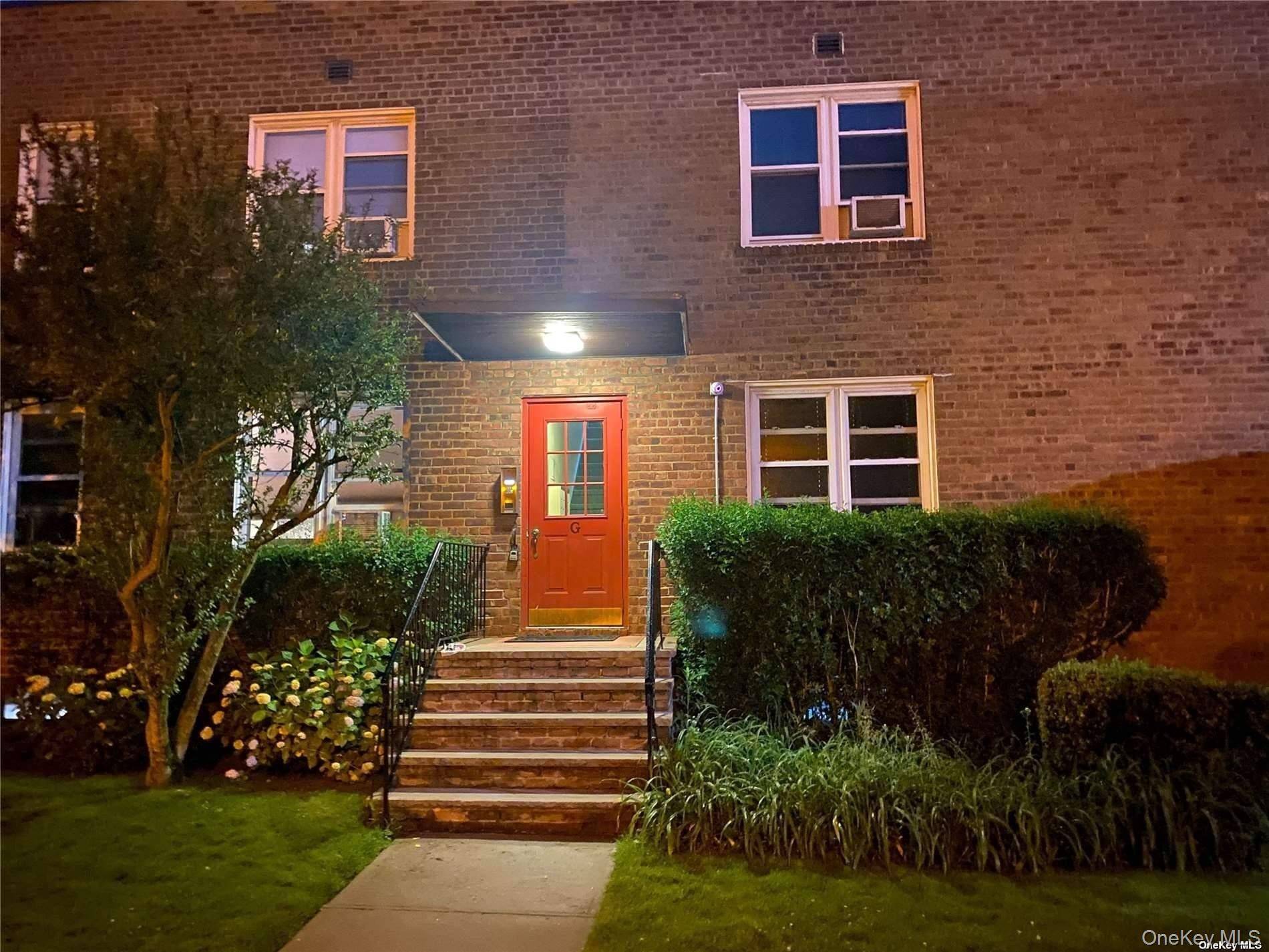 275 Maple AVE #4-G, Rockville Centre, NY 11570