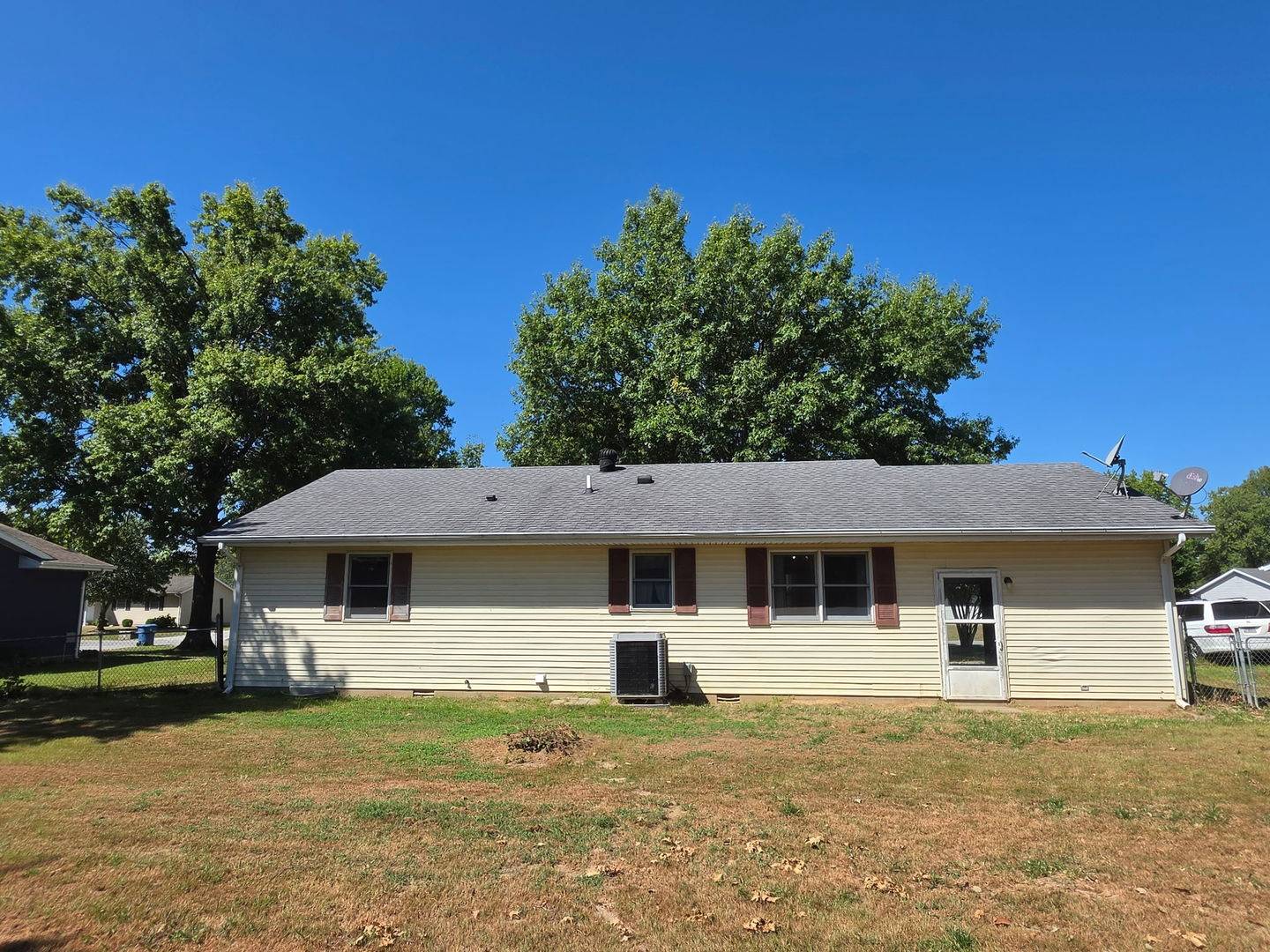 105 N Lawrence ST, Desoto, IL 62924