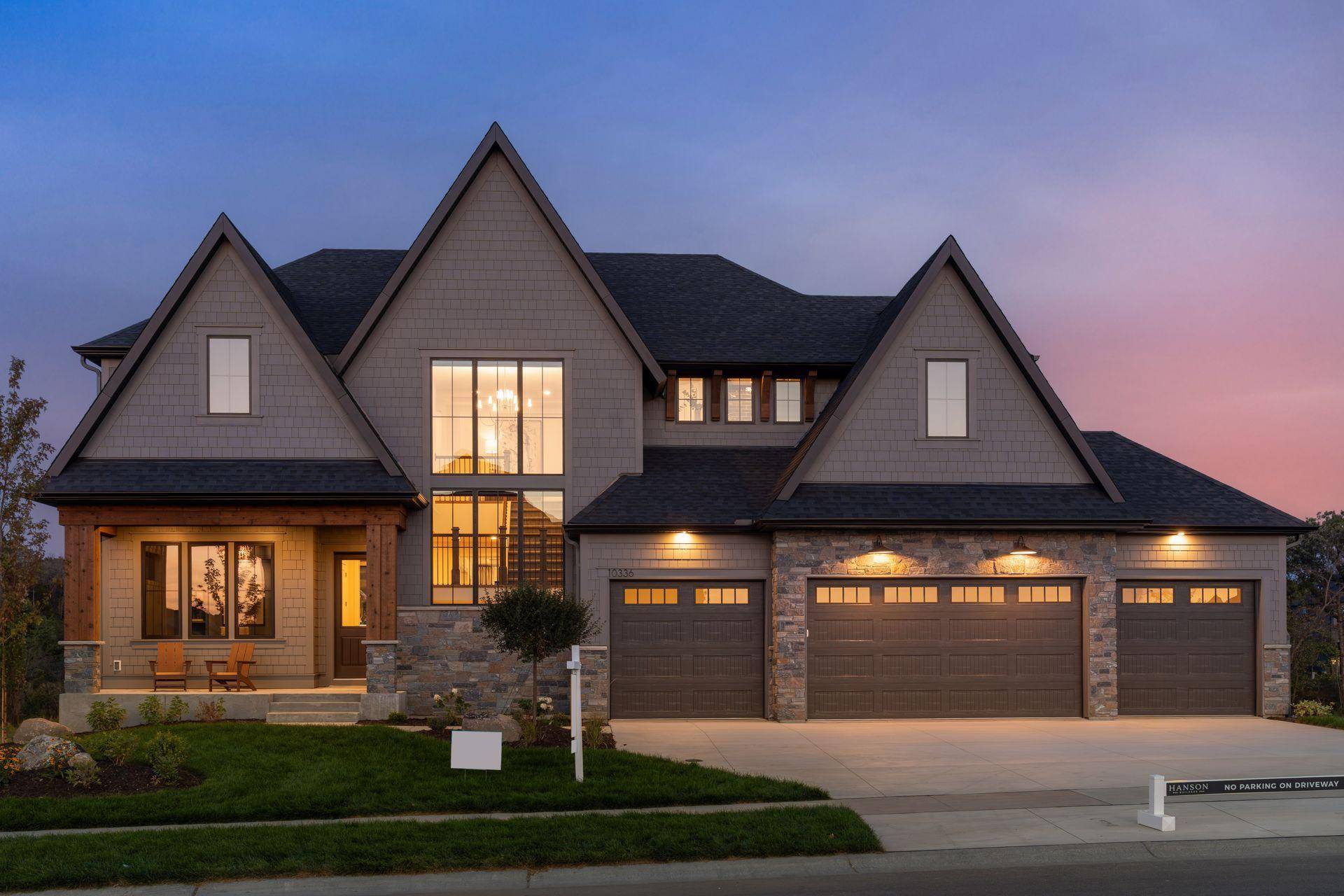 10336 Peony LN N, Maple Grove, MN 55311